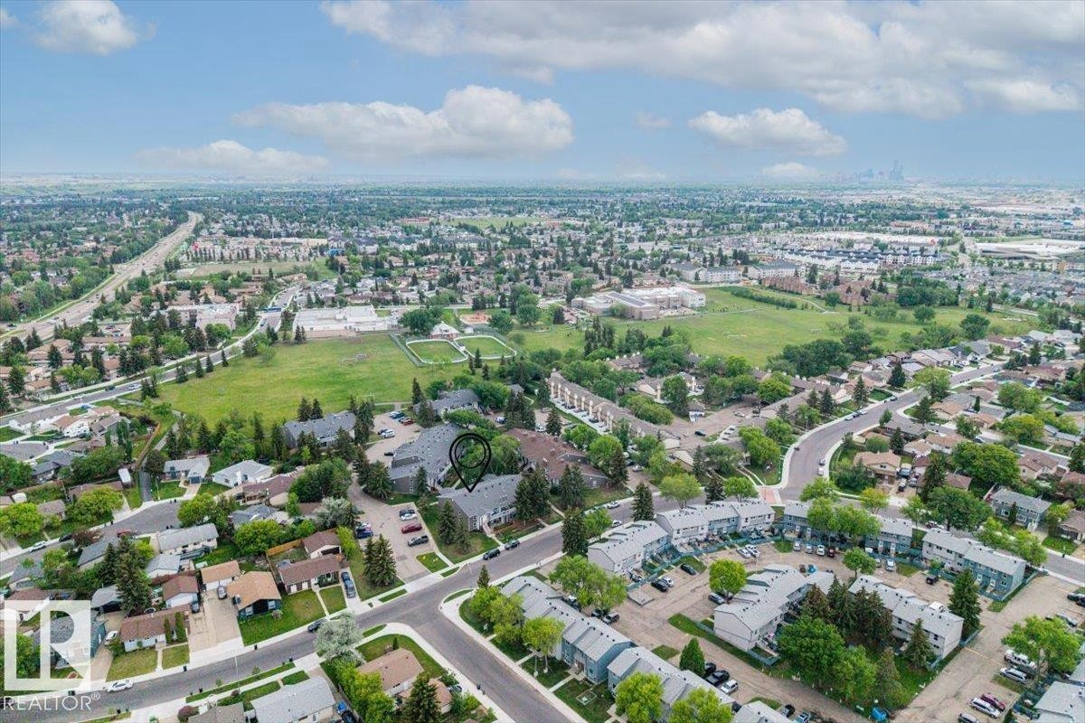 #42 3111 142 Av Nw, Edmonton, AB - Outdoor With View