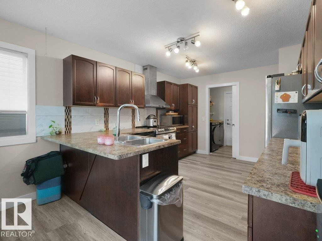 Kitchen - 3756 8 Street, Edmonton, AB