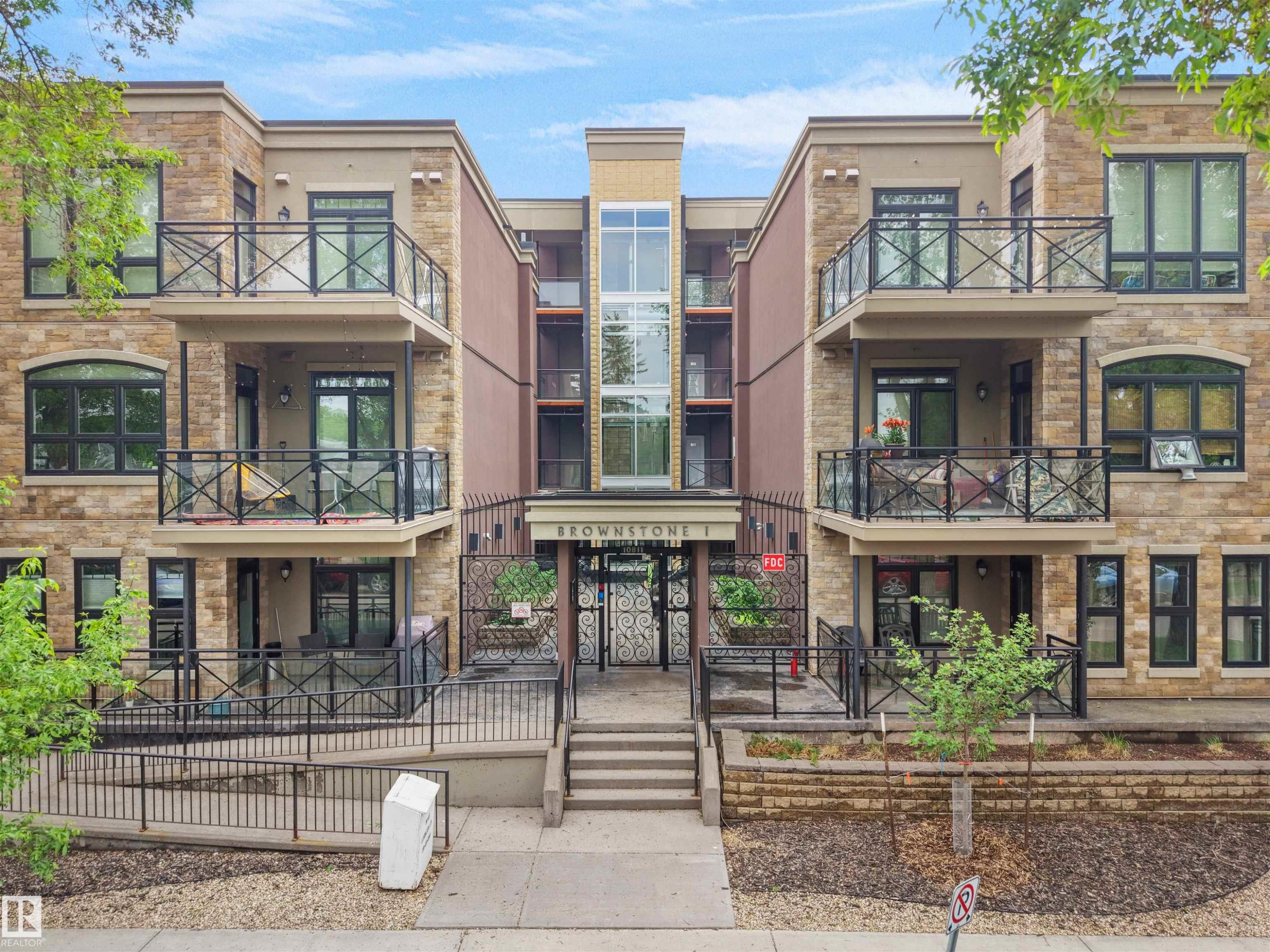 110 10811 72 Avenue, Edmonton, AB