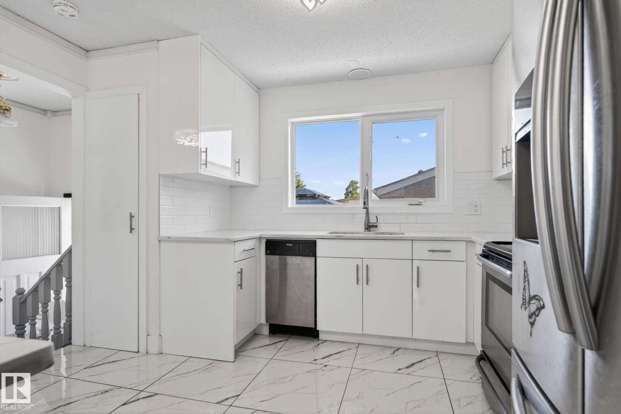 8835 152B Avenue, Edmonton, AB