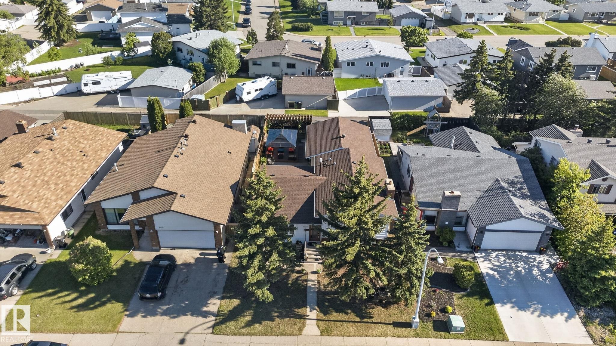 8835 152B Avenue, Edmonton, AB