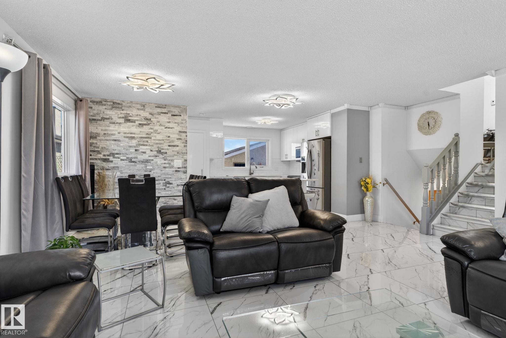 8835 152B Avenue, Edmonton, AB