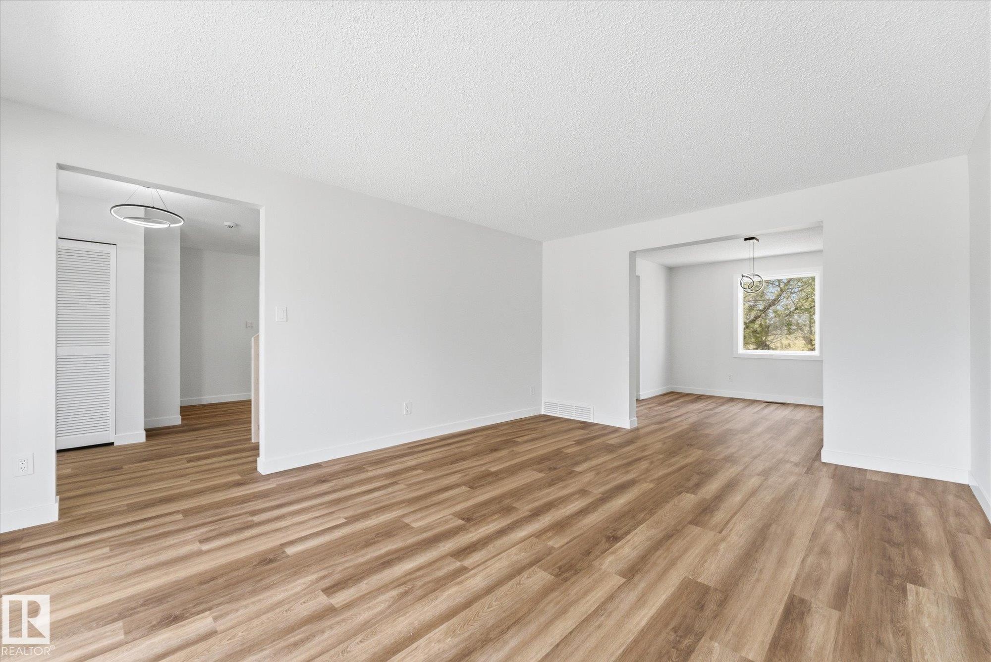 4224 110 Street, Edmonton, AB