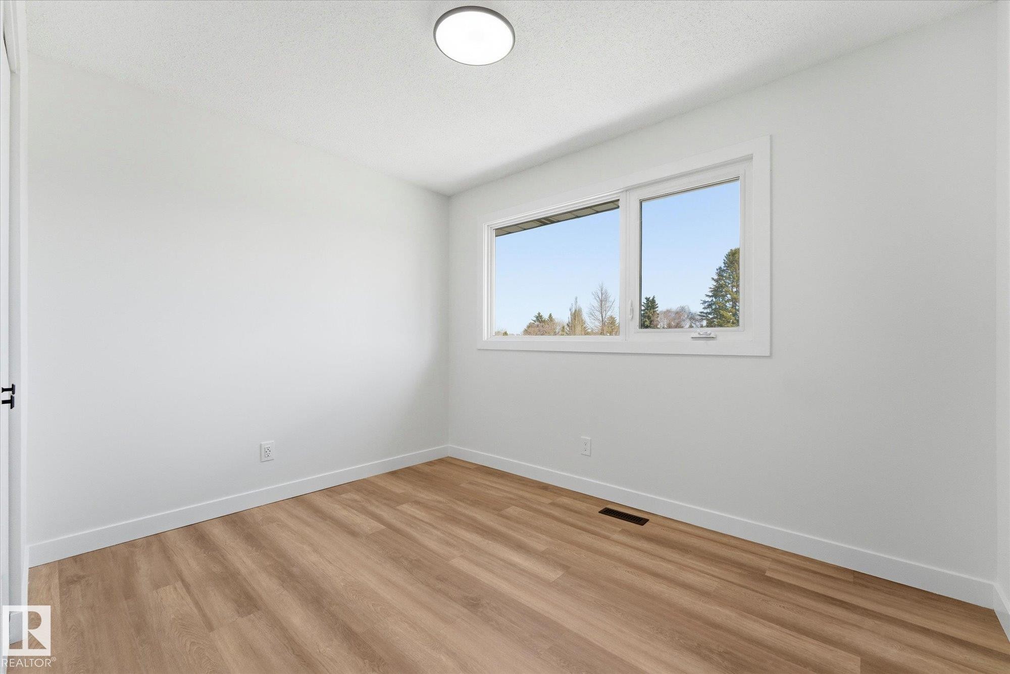4224 110 Street, Edmonton, AB