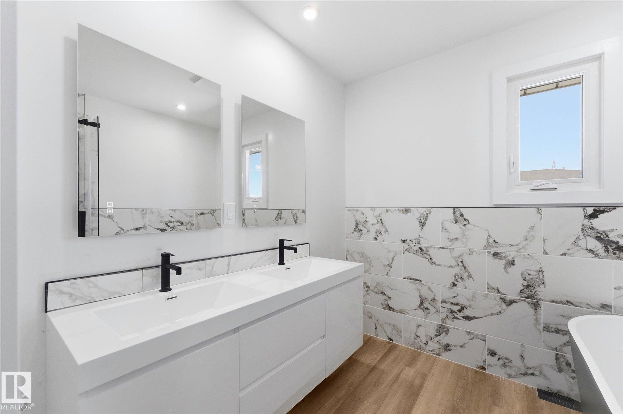 4224 110 Street, Edmonton, AB