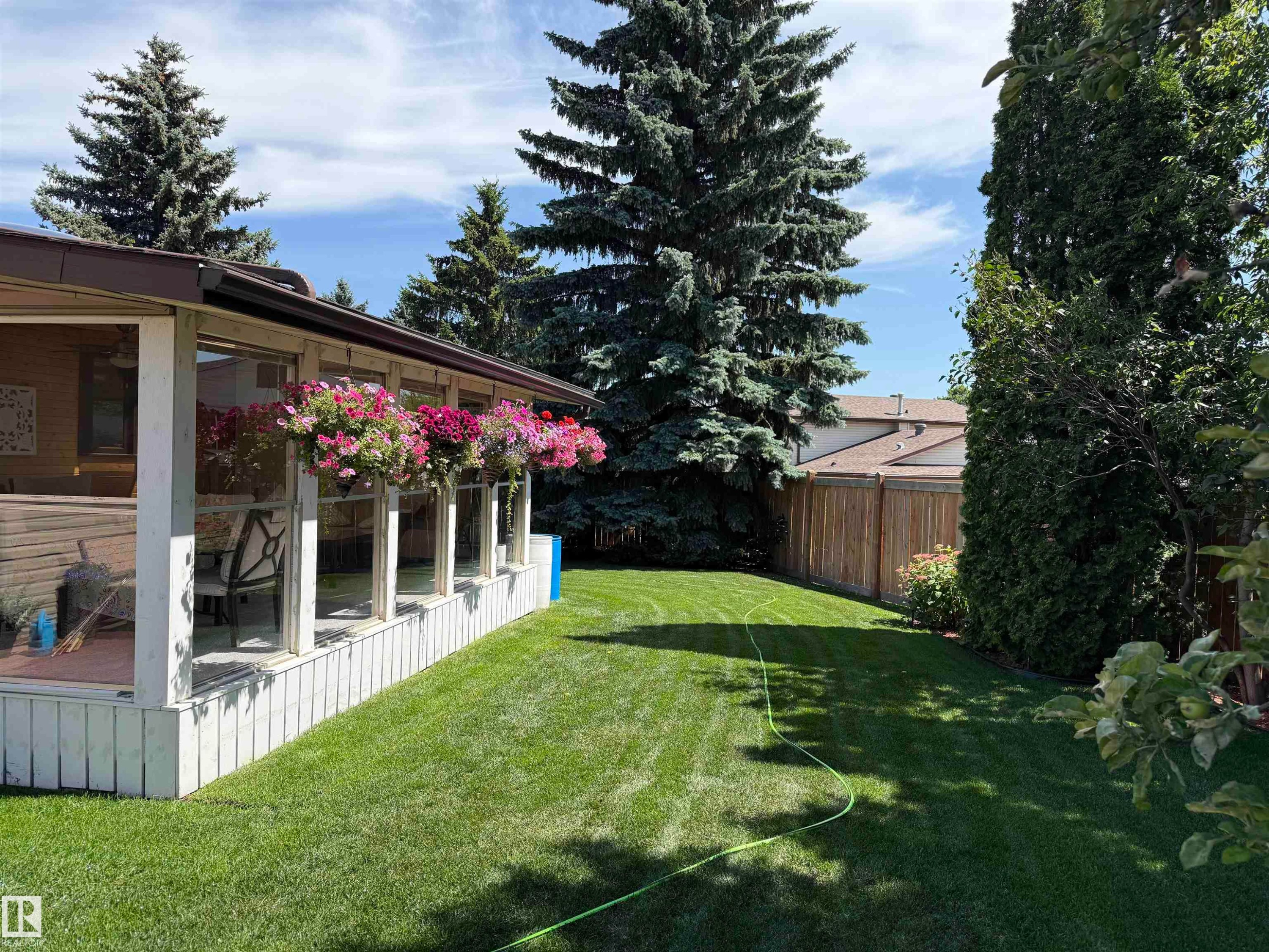 15804 80 Street, Edmonton, AB