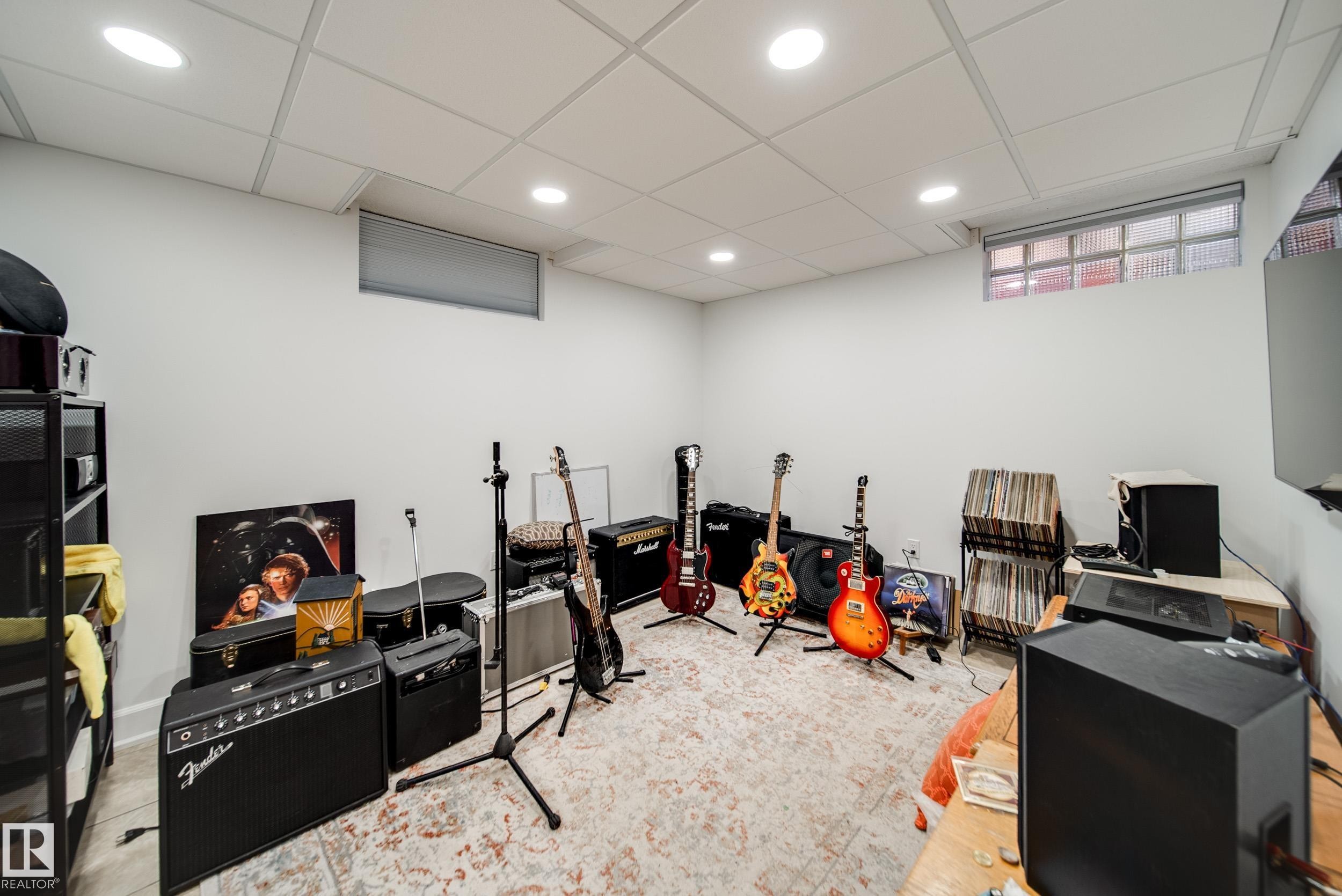 5310 Ada Boulevard Nw, Edmonton, AB - Indoor Photo Showing Basement