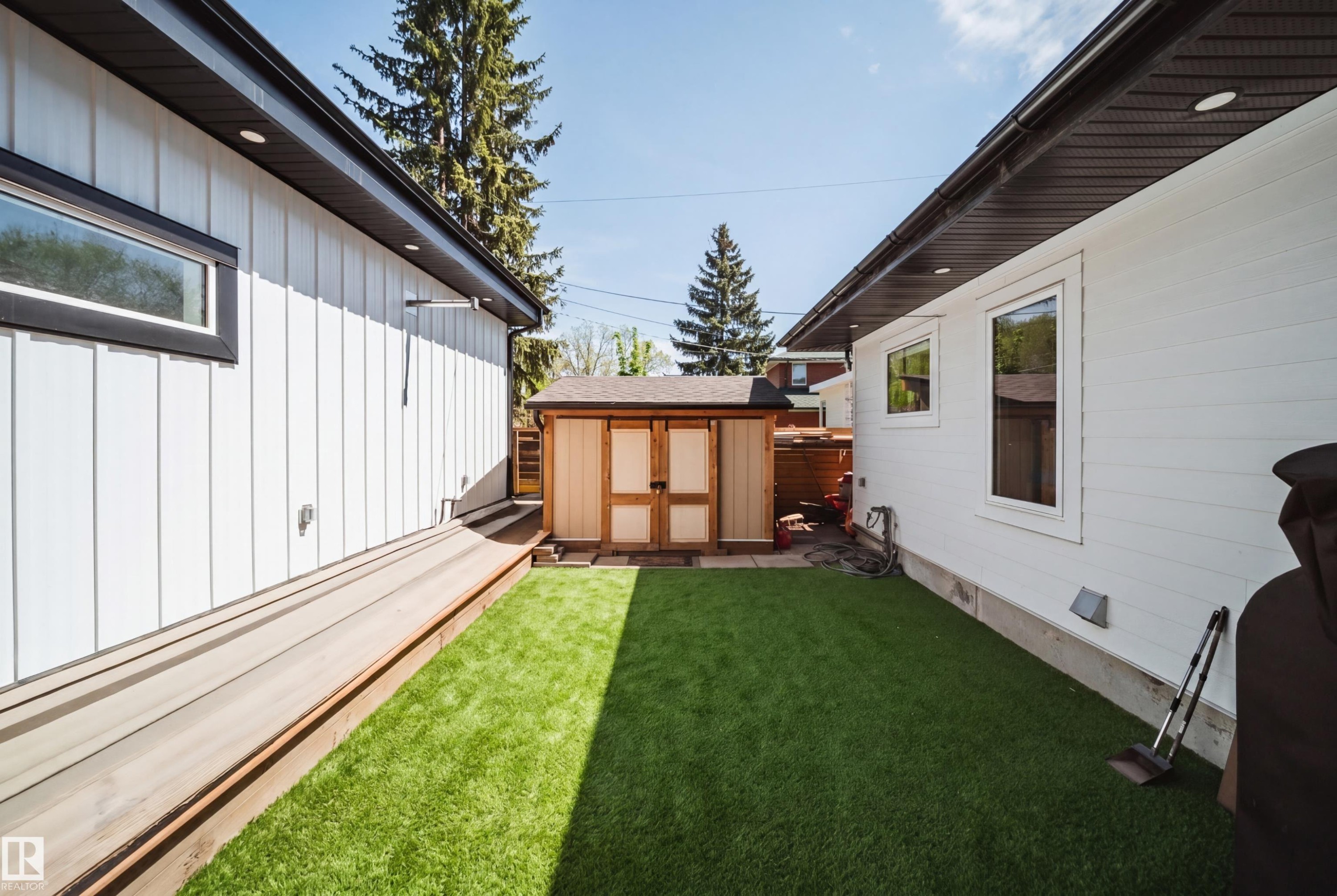 5310 Ada Boulevard Nw, Edmonton, AB - Outdoor With Exterior