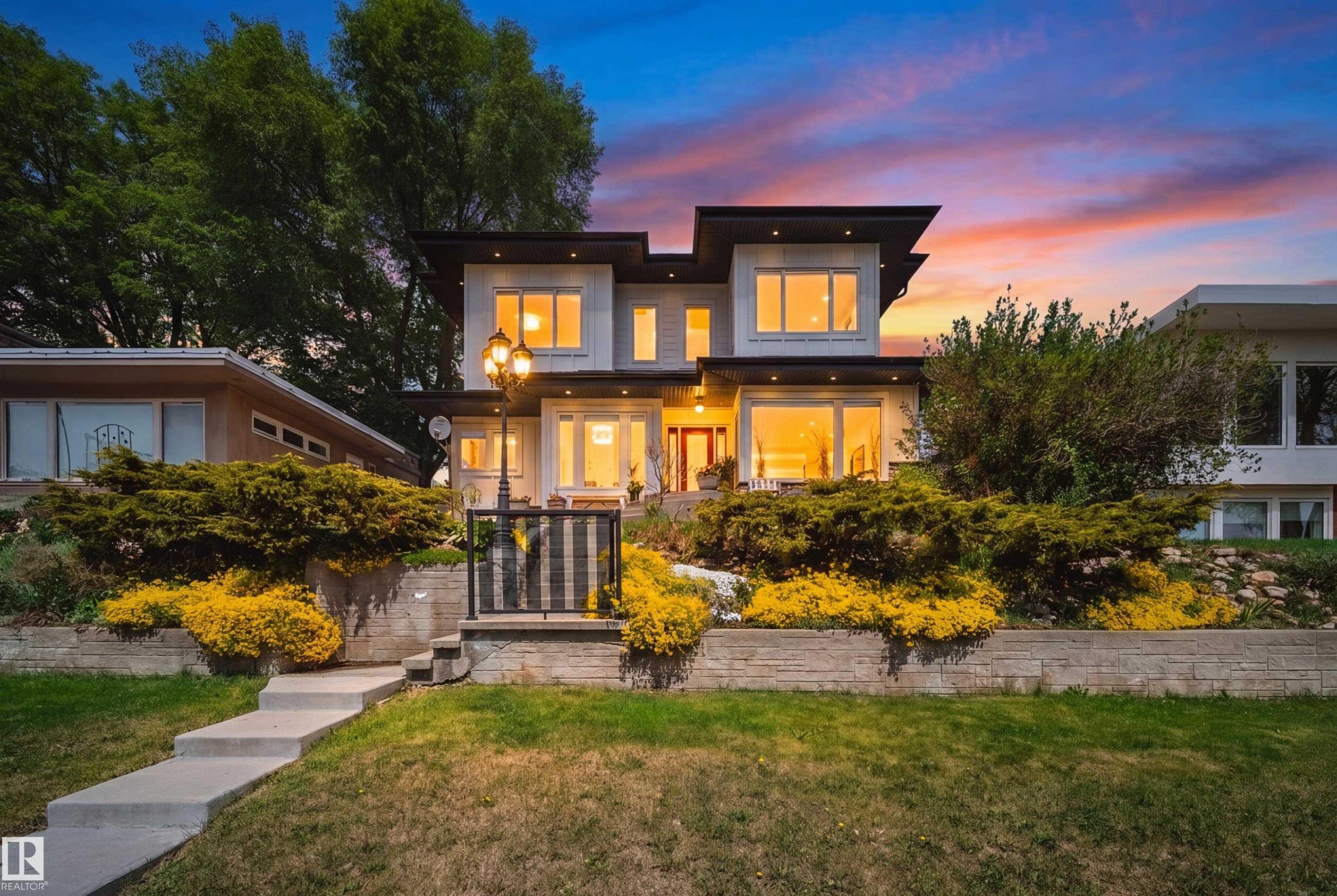 5310 Ada Boulevard Nw, Edmonton, AB - Outdoor