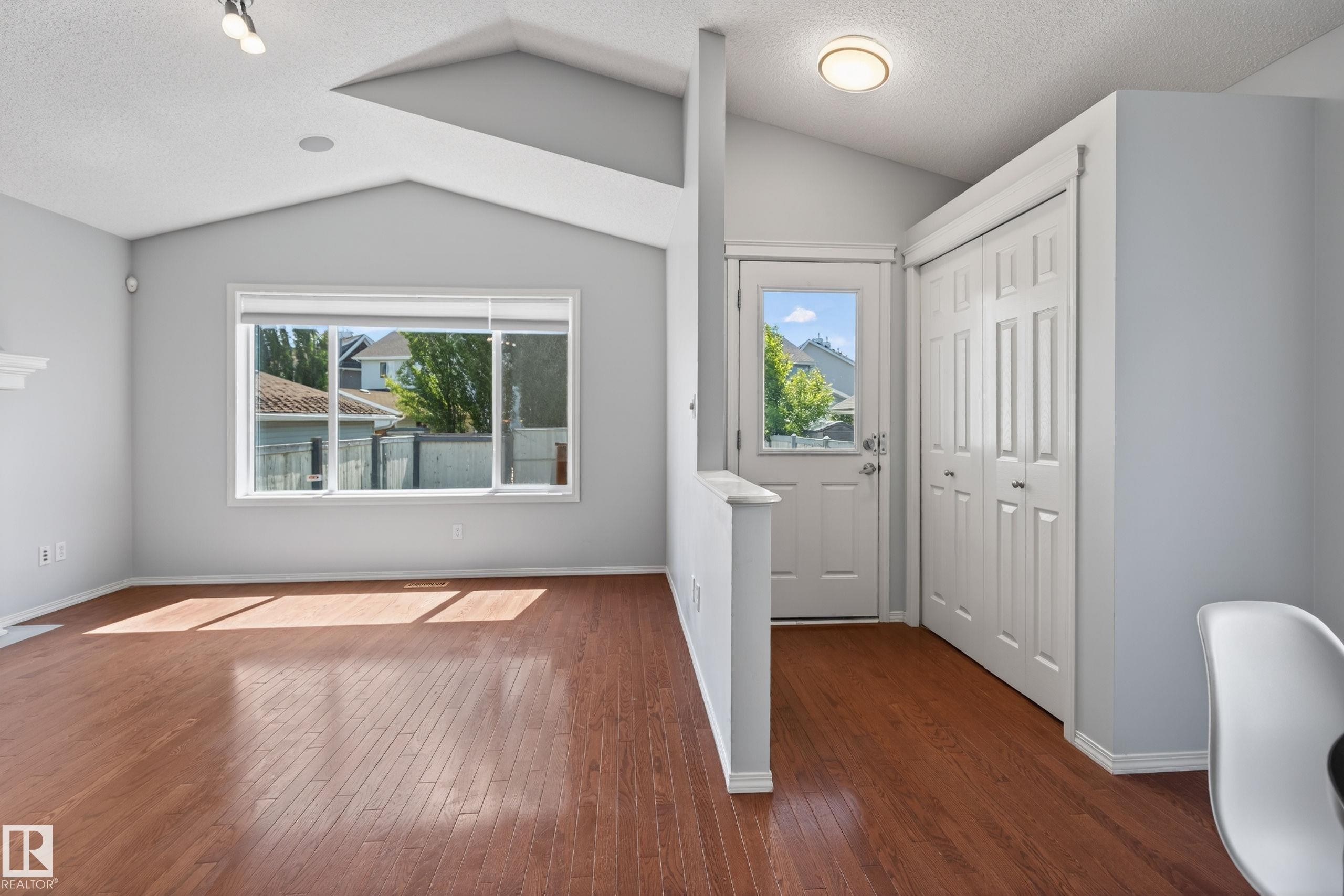 7815 14 Avenue, Edmonton, AB