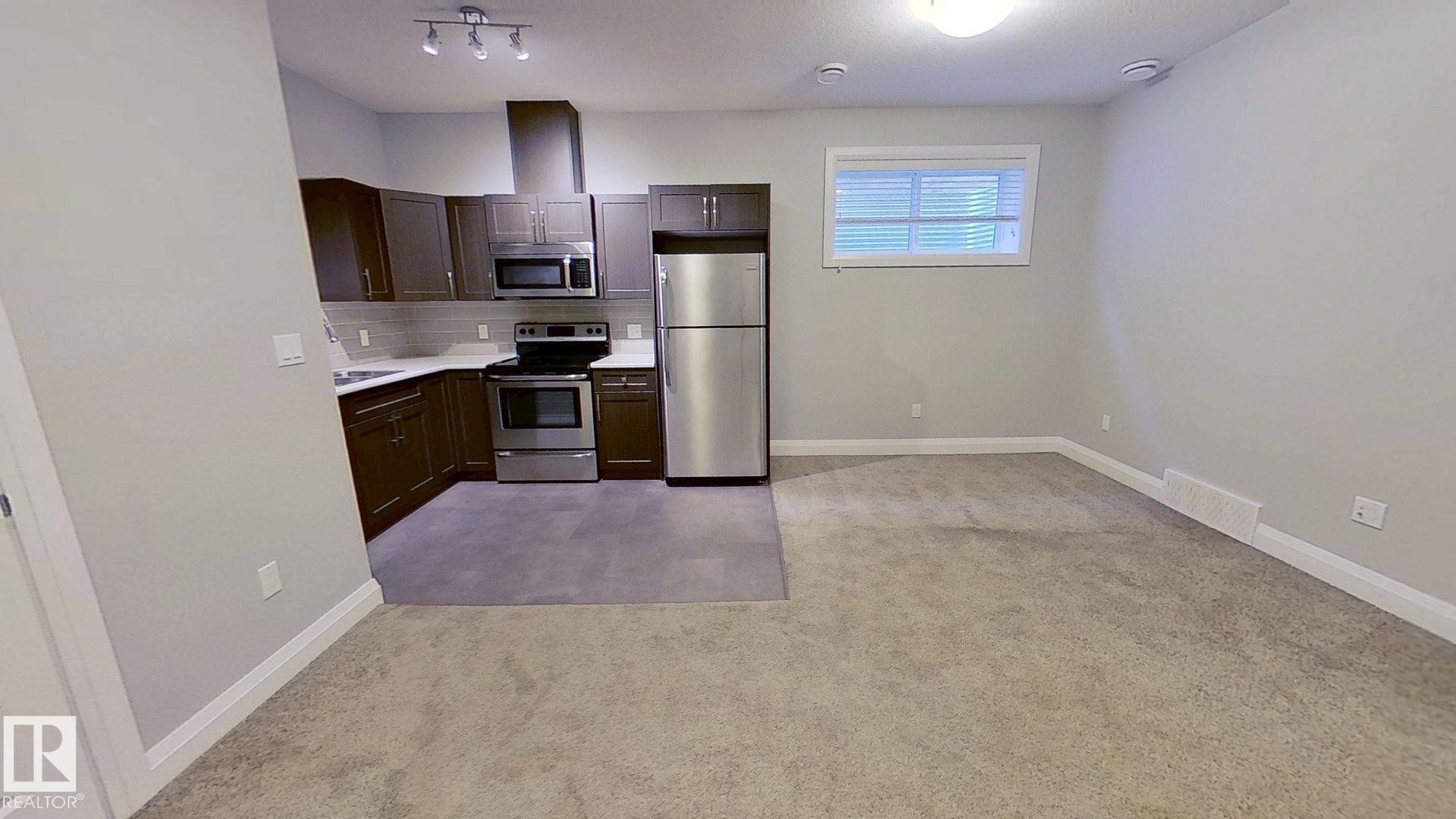 3632 8 Avenue, Edmonton, AB