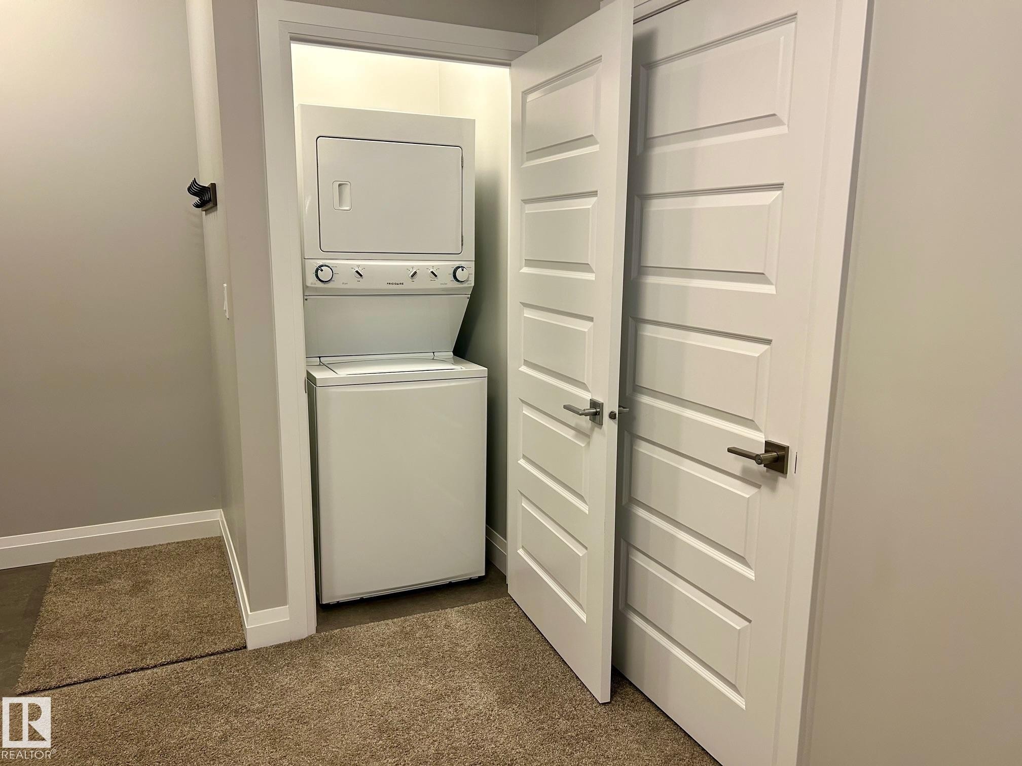 3632 8 Avenue, Edmonton, AB