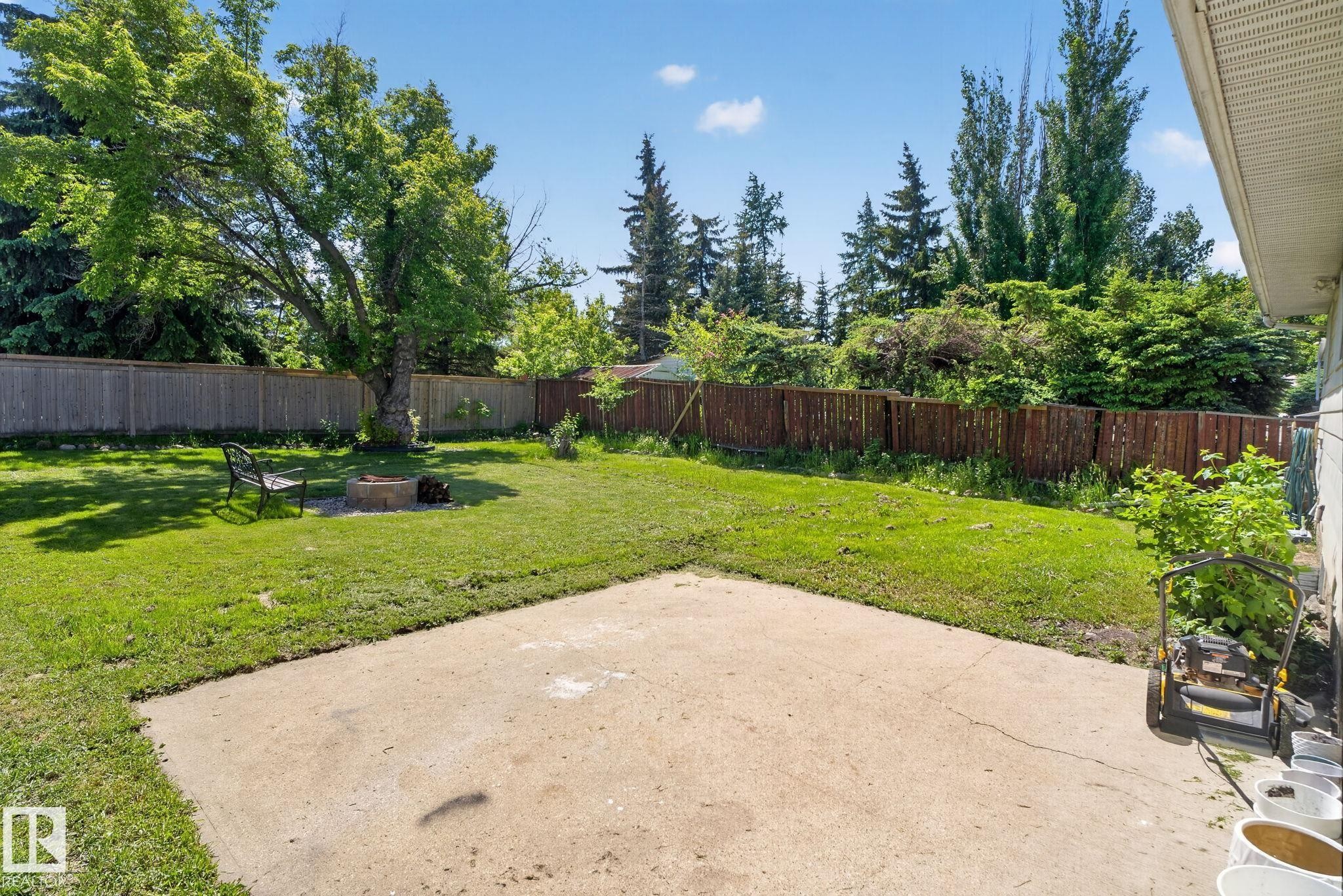8807 24 Avenue, Edmonton, AB