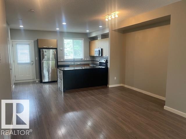 62 675 Watt Boulevard, Edmonton, AB