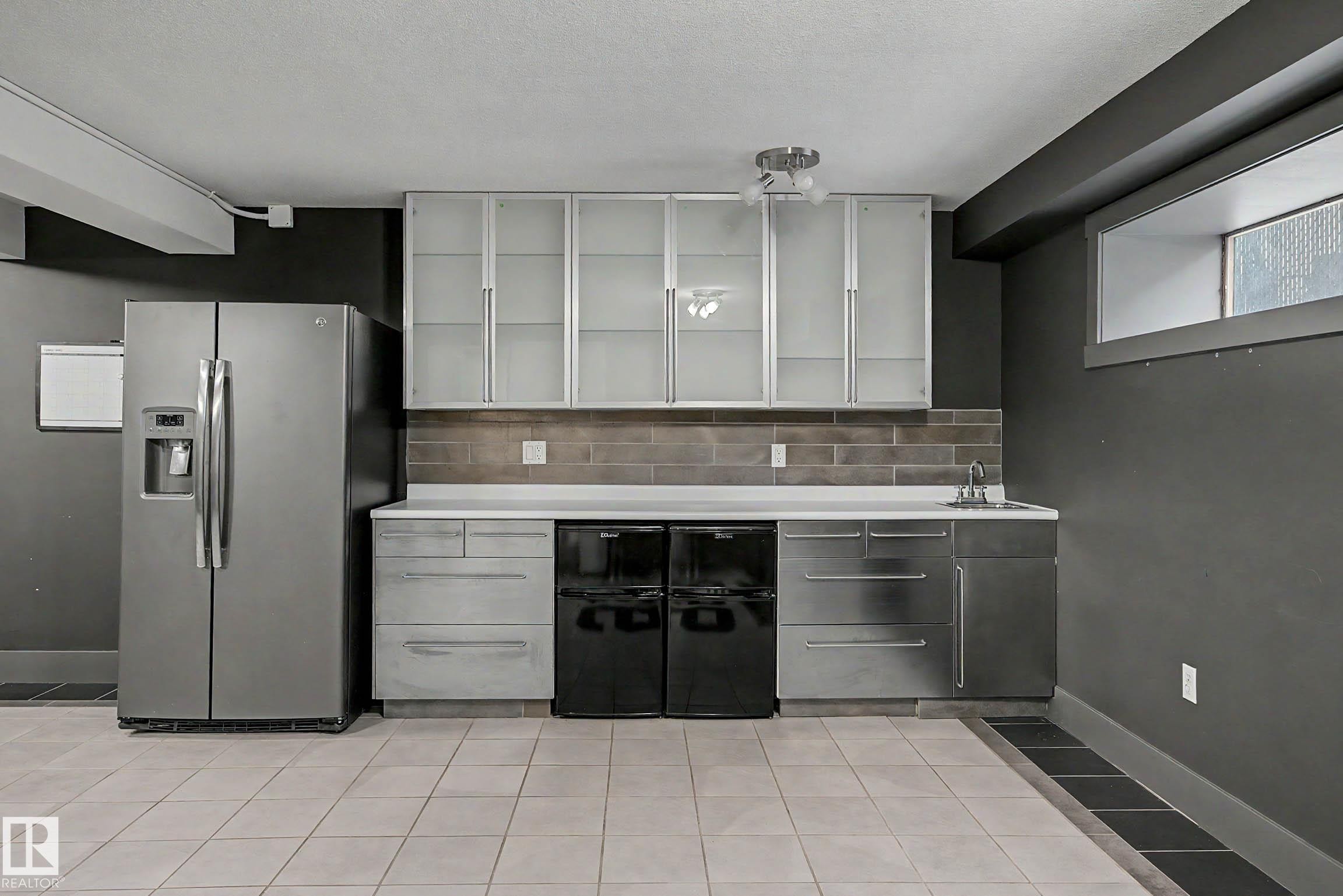 54 Gladstone Crescent, St. Albert, AB