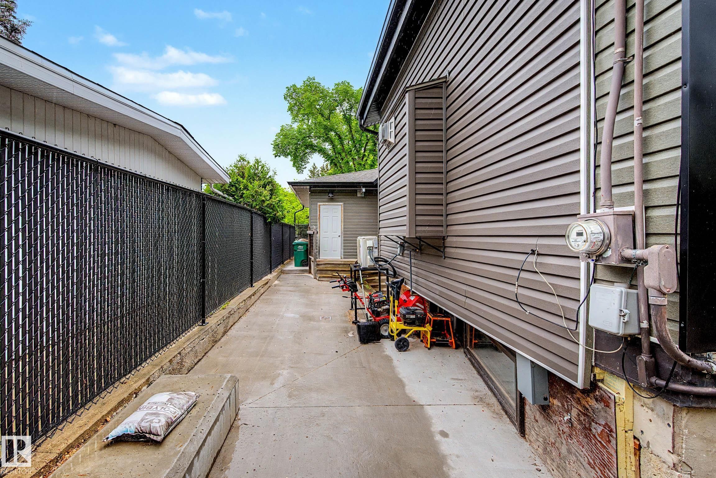 54 Gladstone Crescent, St. Albert, AB