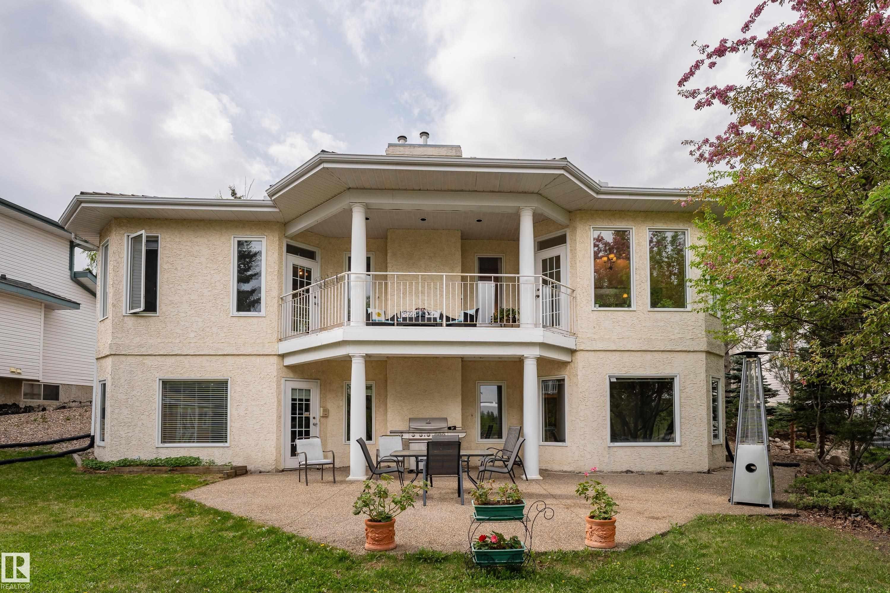 520 Pardee Bay Nw, Edmonton, AB - Outdoor With Balcony