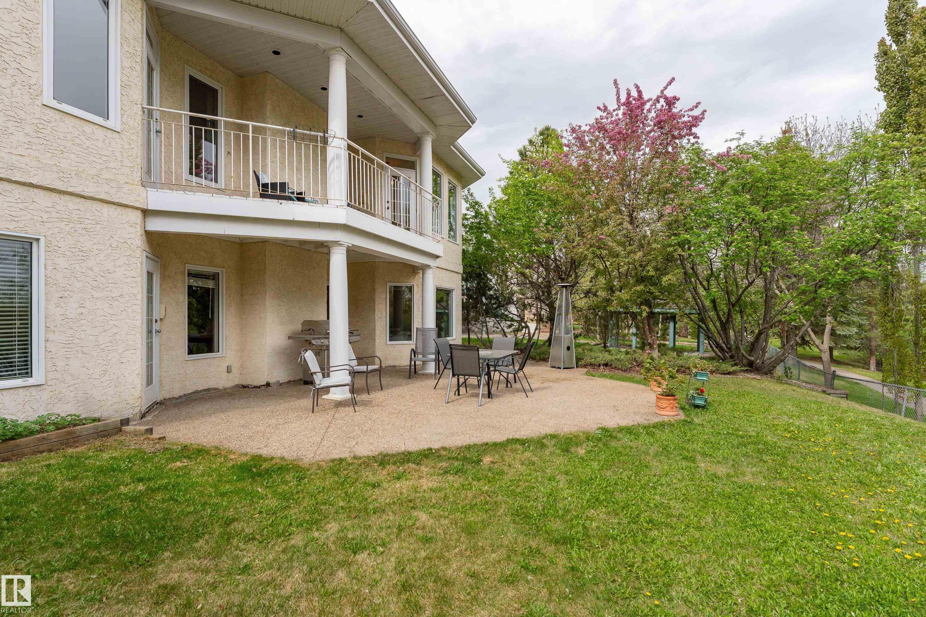 520 Pardee Bay Nw, Edmonton, AB - Outdoor With Balcony With Exterior
