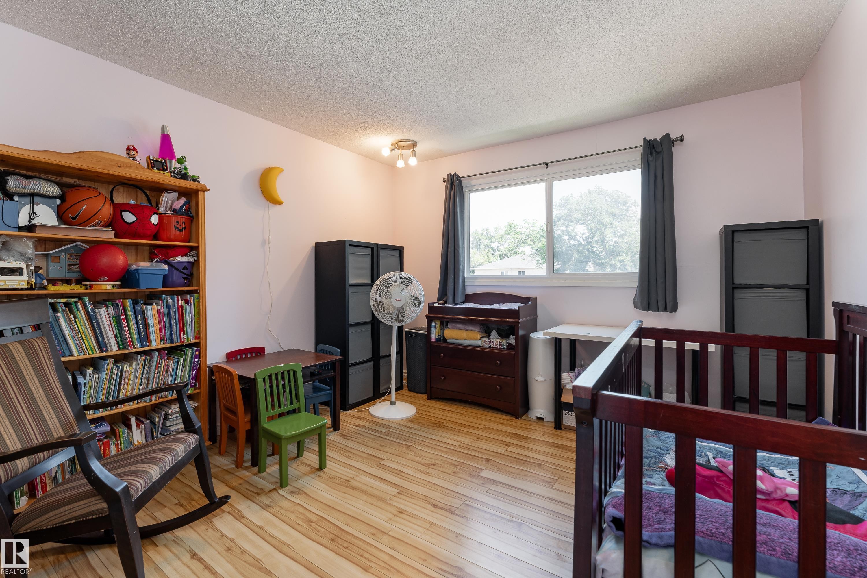9 Royal Road, Edmonton, AB
