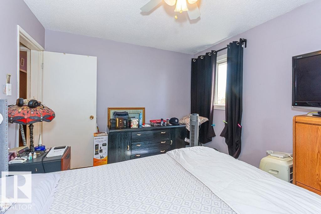 Image quality insufficient for description - 6 3819 76 Street, Edmonton, AB