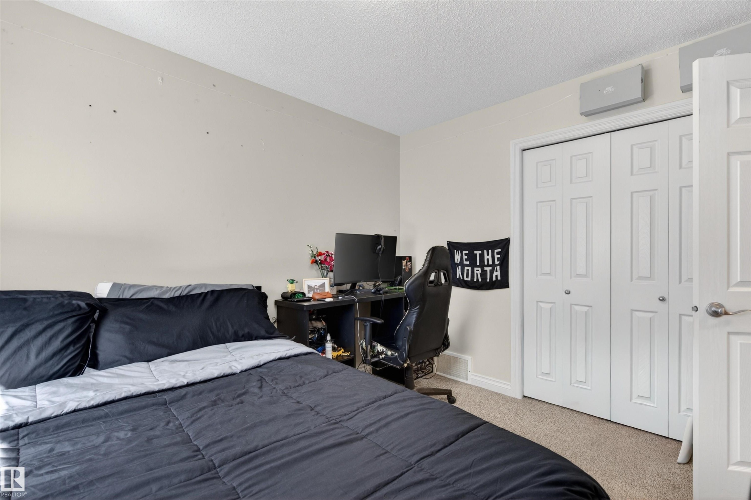16528 132 Street, Edmonton, AB