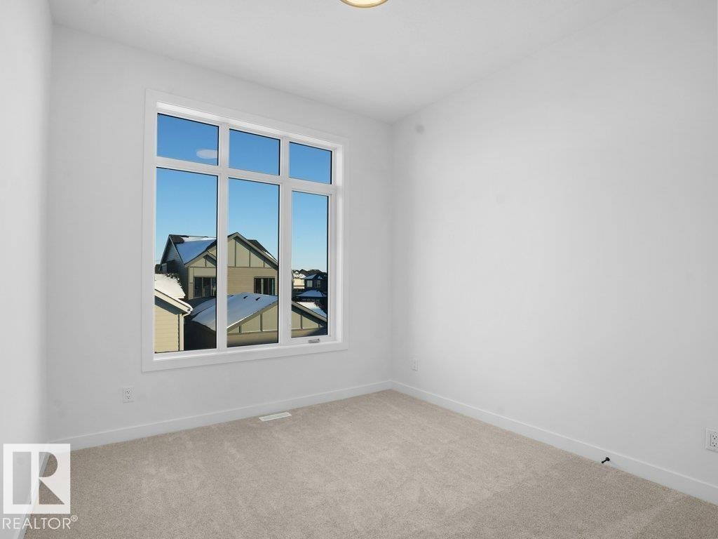 6730 Crawford Way, Edmonton, AB