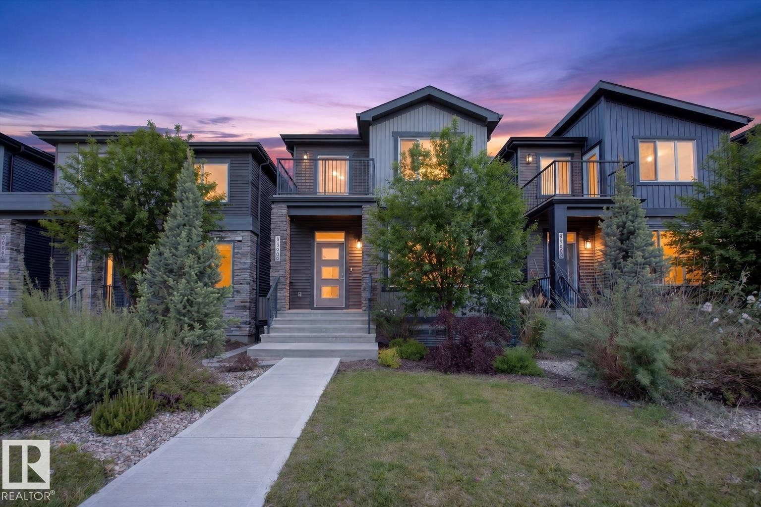 8090 Kiriak Link Sw, Edmonton, AB - Outdoor With Balcony With Facade