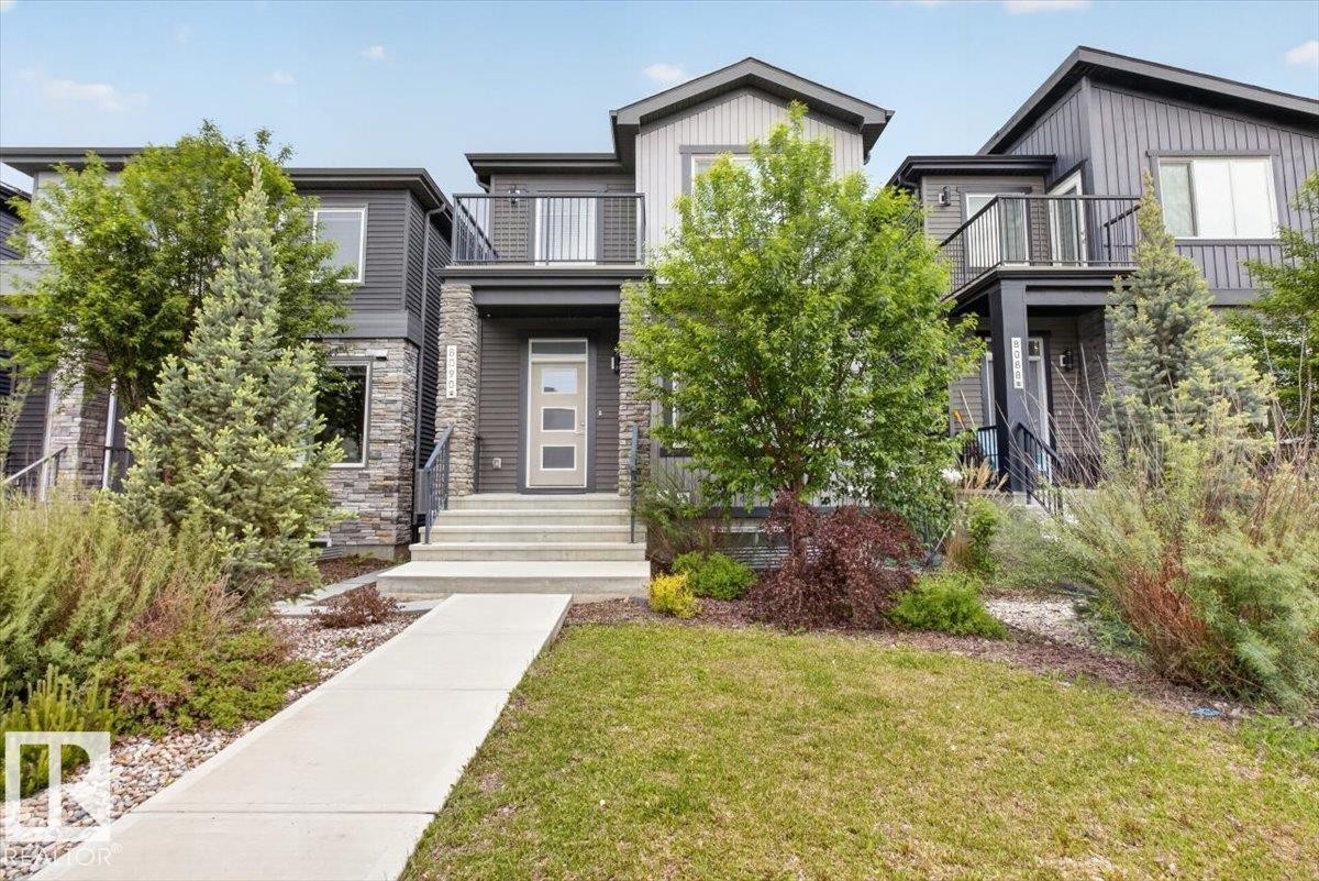 8090 Kiriak Link Sw, Edmonton, AB - Outdoor With Balcony With Facade