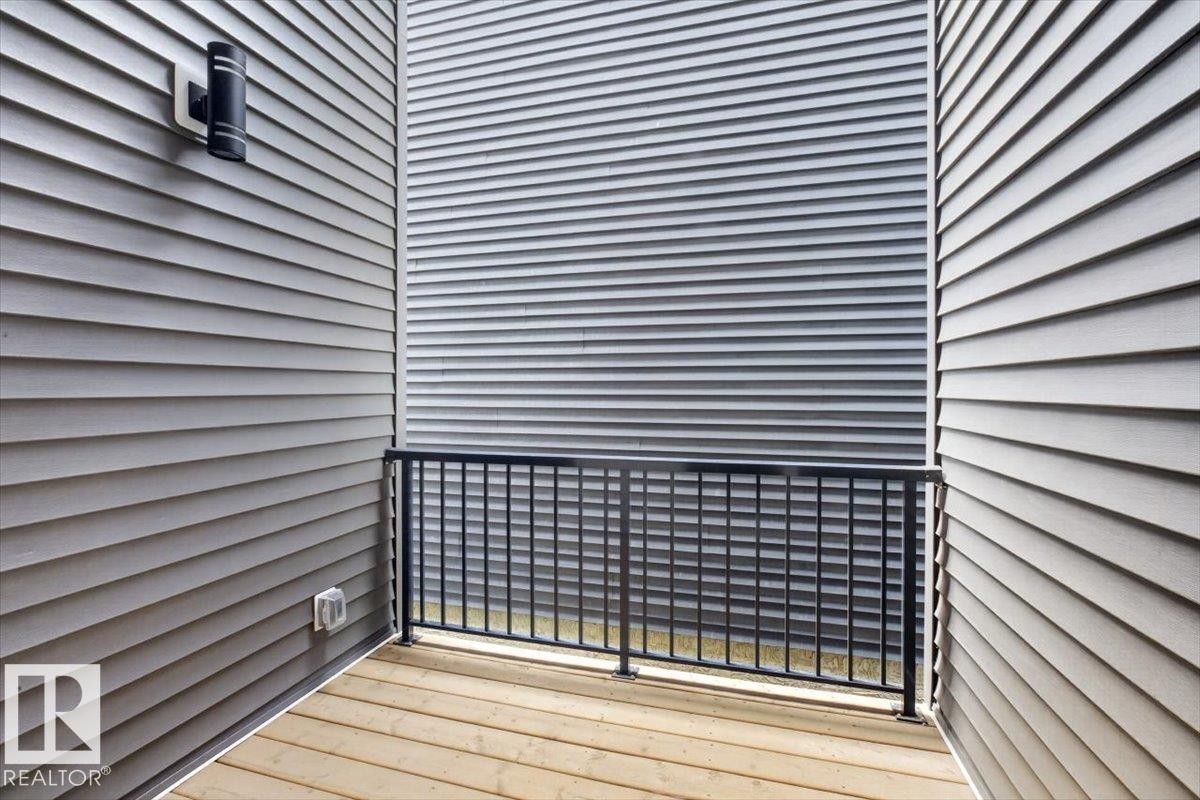 8090 Kiriak Link Sw, Edmonton, AB - Outdoor