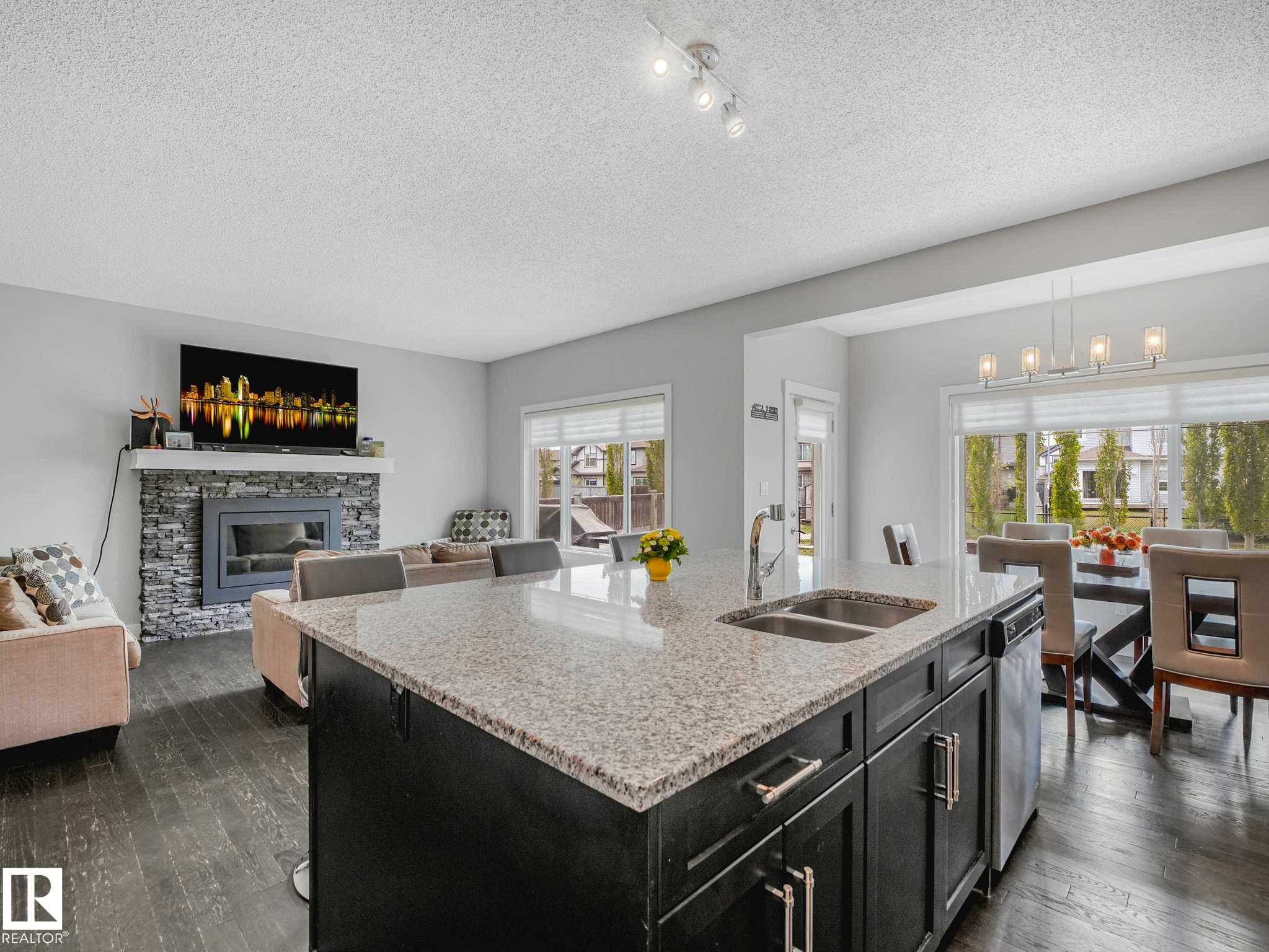 13755 166 Avenue, Edmonton, AB - Indoor With Fireplace