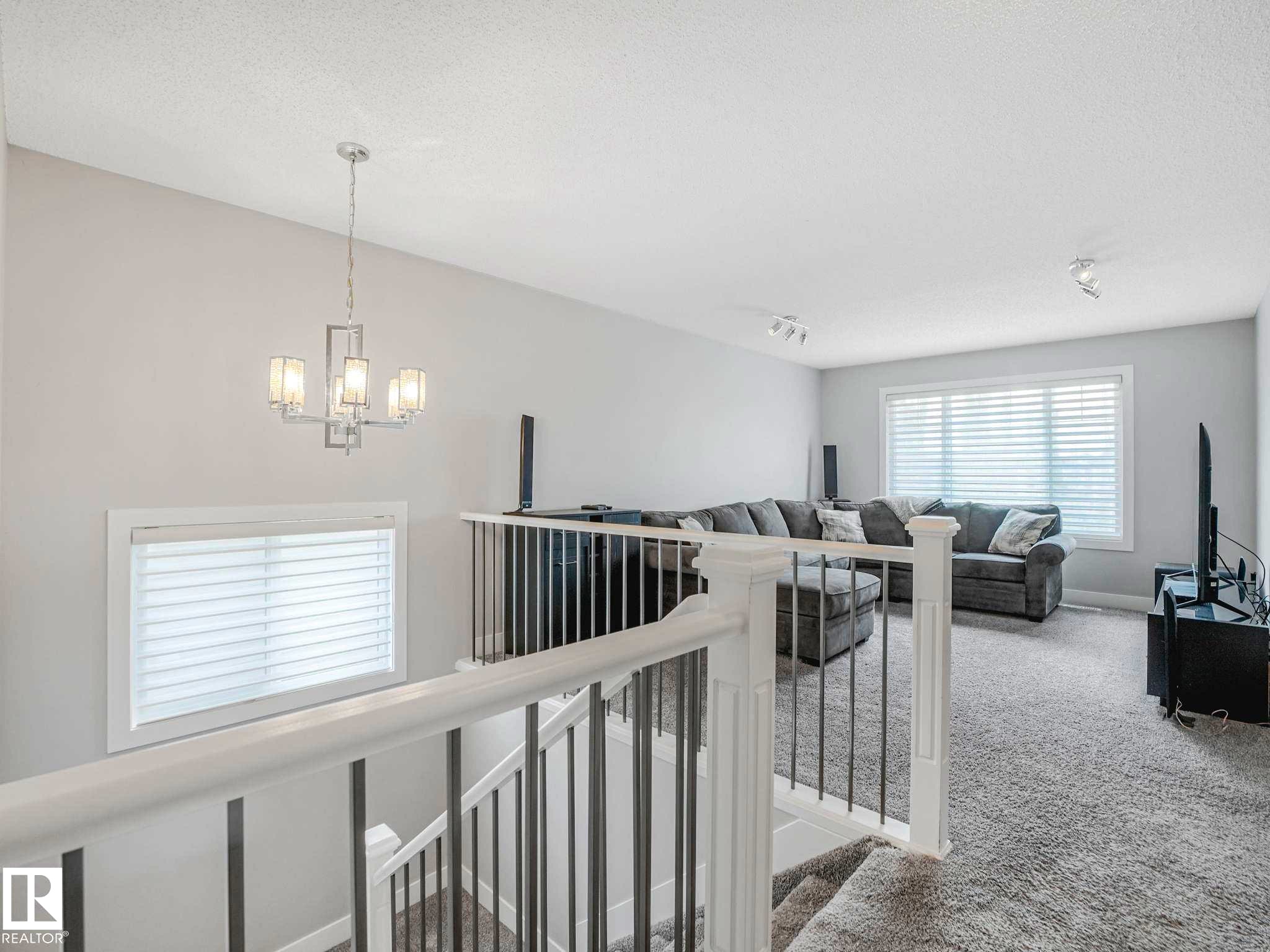 13755 166 Avenue, Edmonton, AB - Indoor Photo Showing Other Room