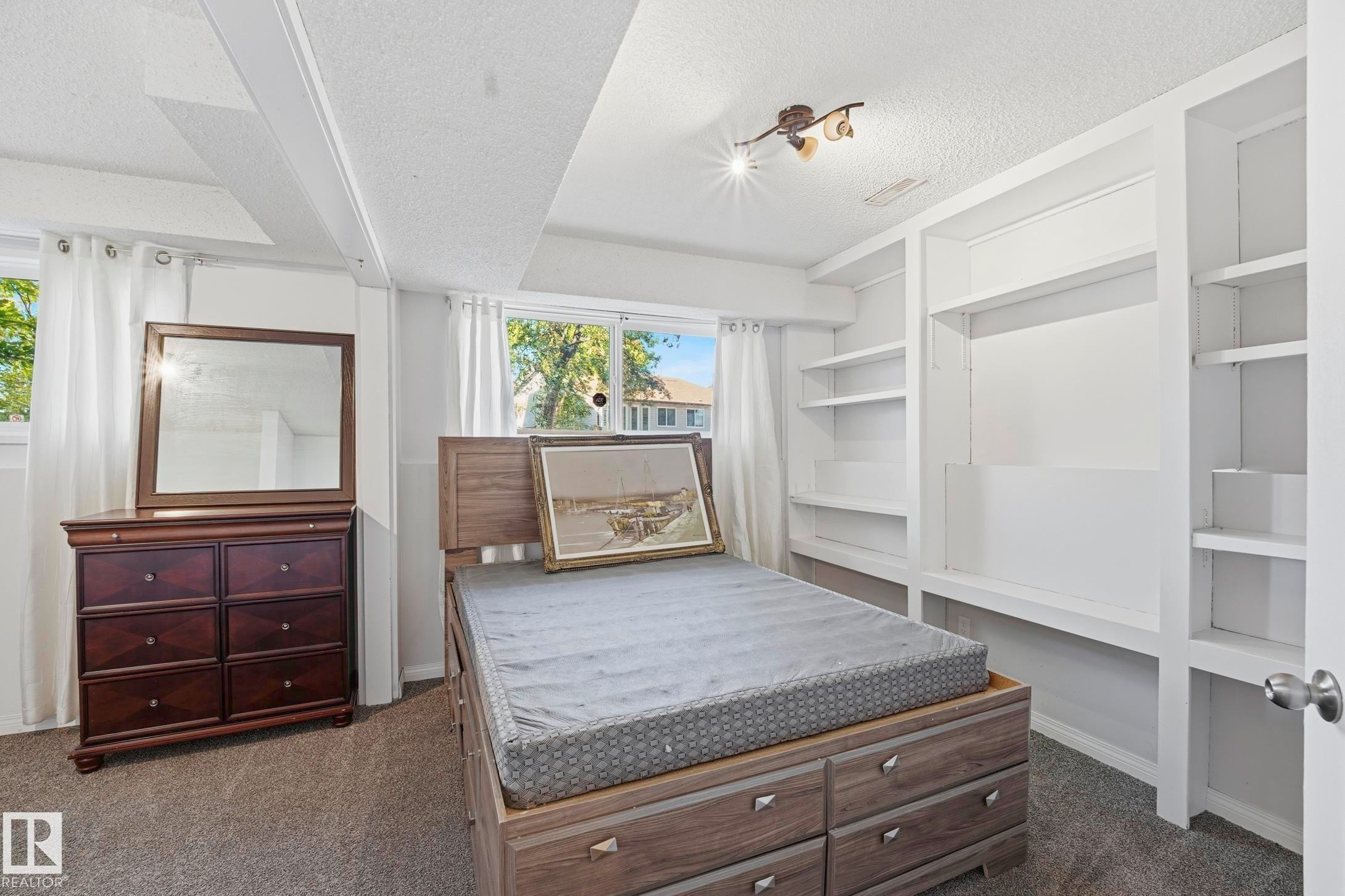 7303 180 Street, Edmonton, AB
