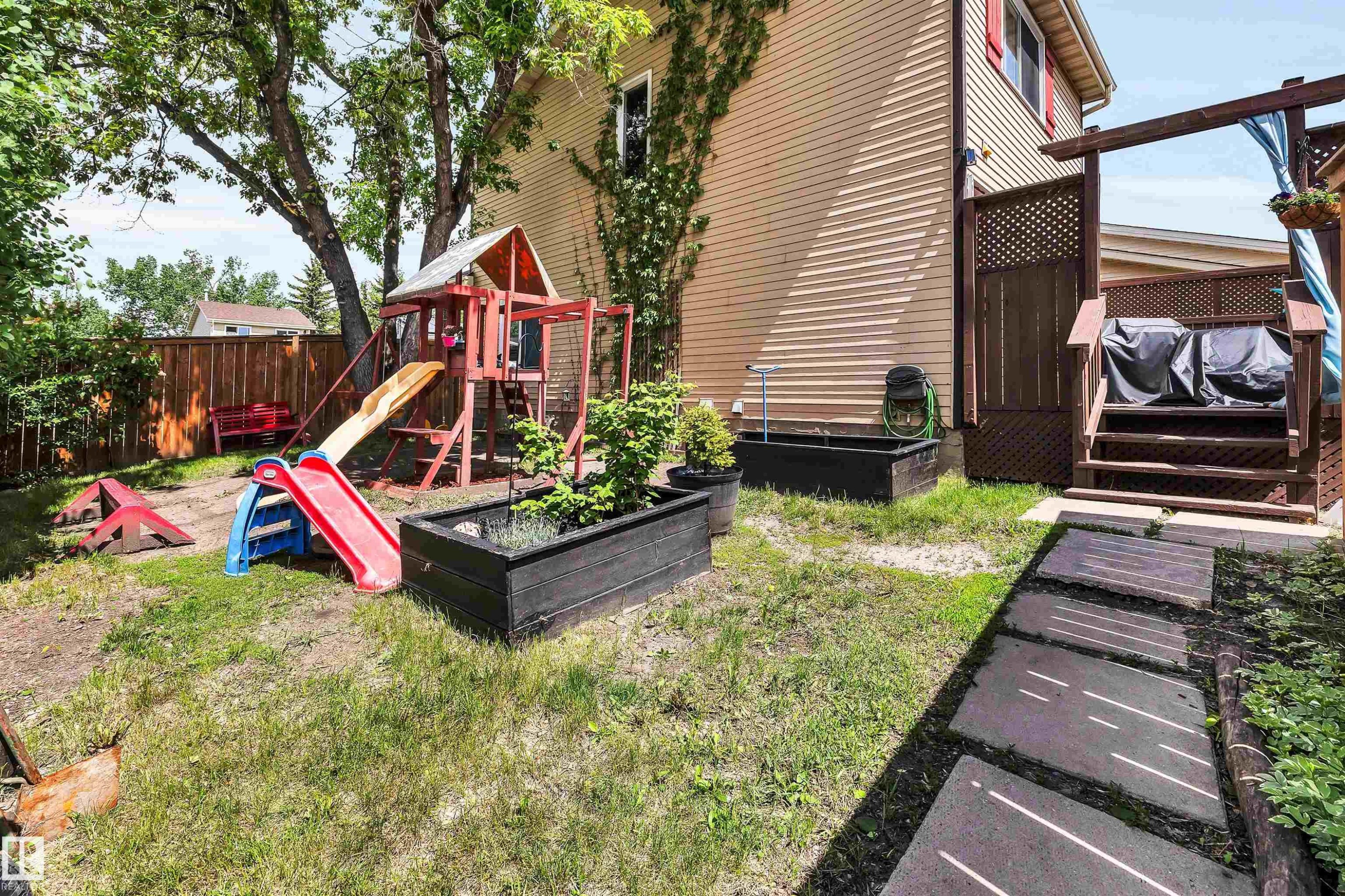 4551 33A Avenue, Edmonton, AB