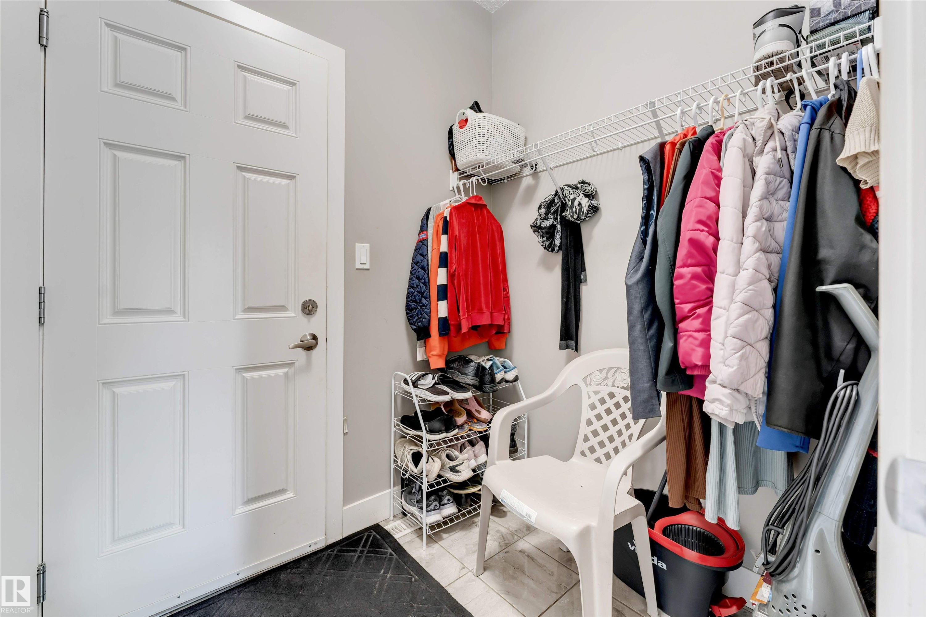 5930 19A Avenue, Edmonton, AB - Indoor With Storage