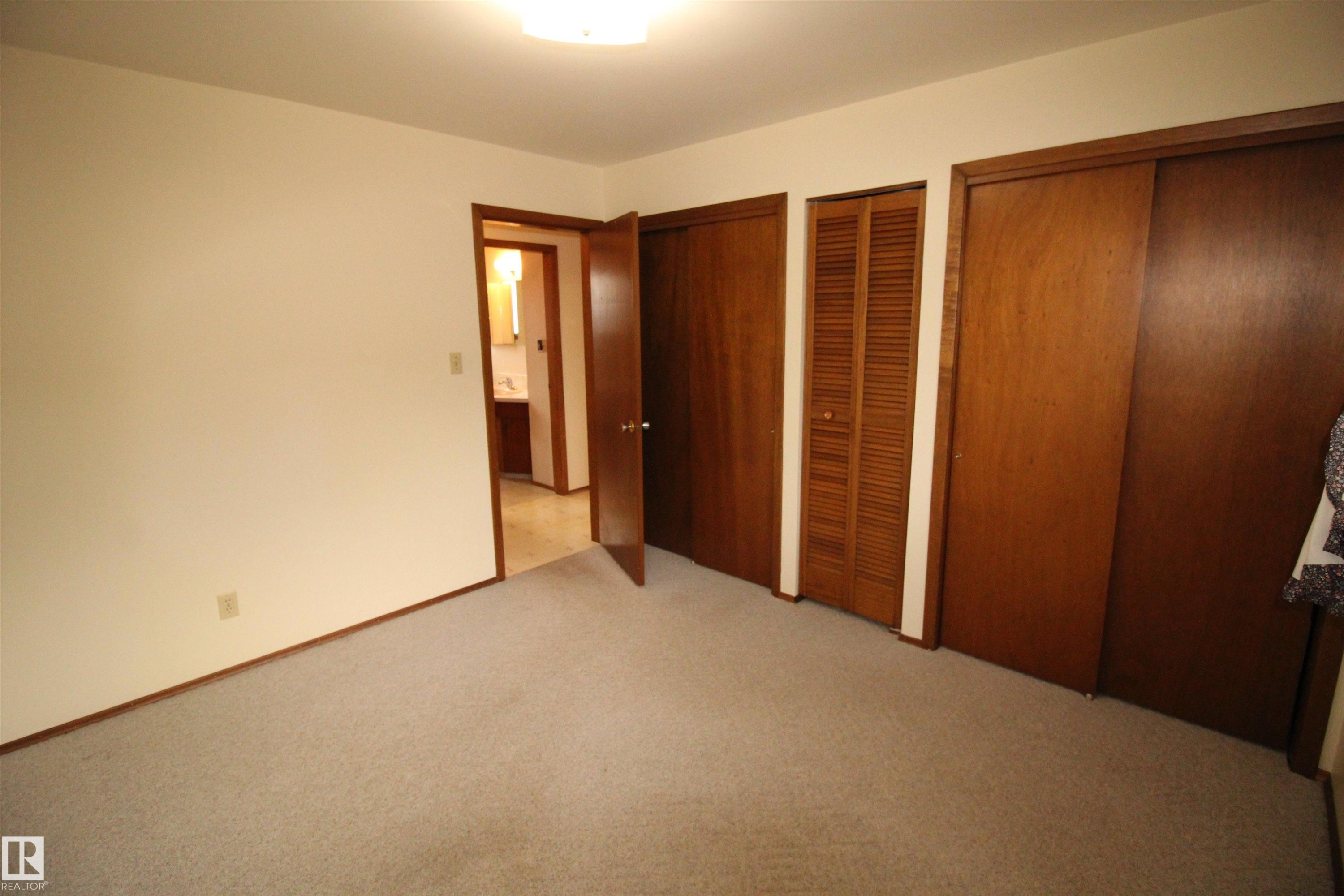5504 56 Street, Barrhead, AB