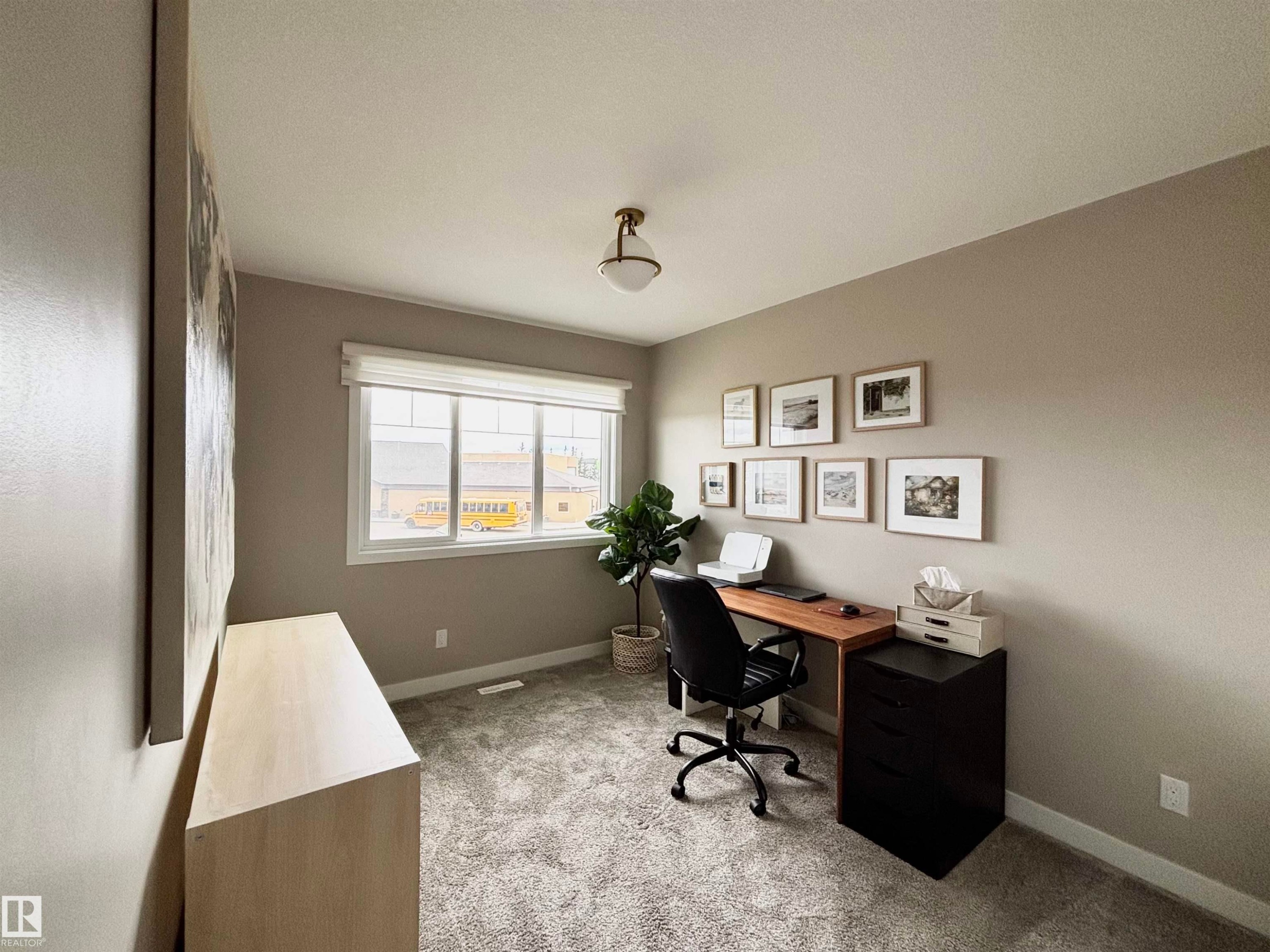 Office - 5281 Edgemont Boulevard, Edmonton, AB