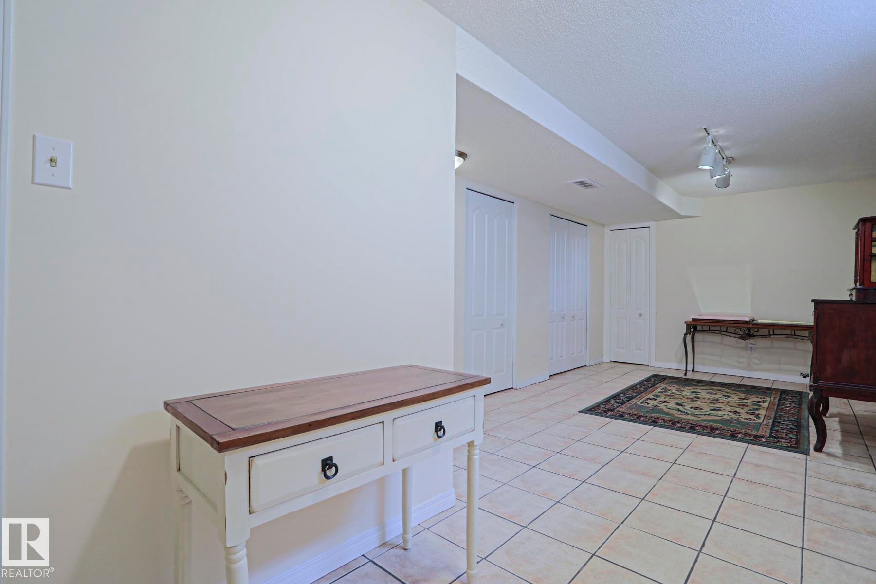 7716 154 Avenue, Edmonton, AB