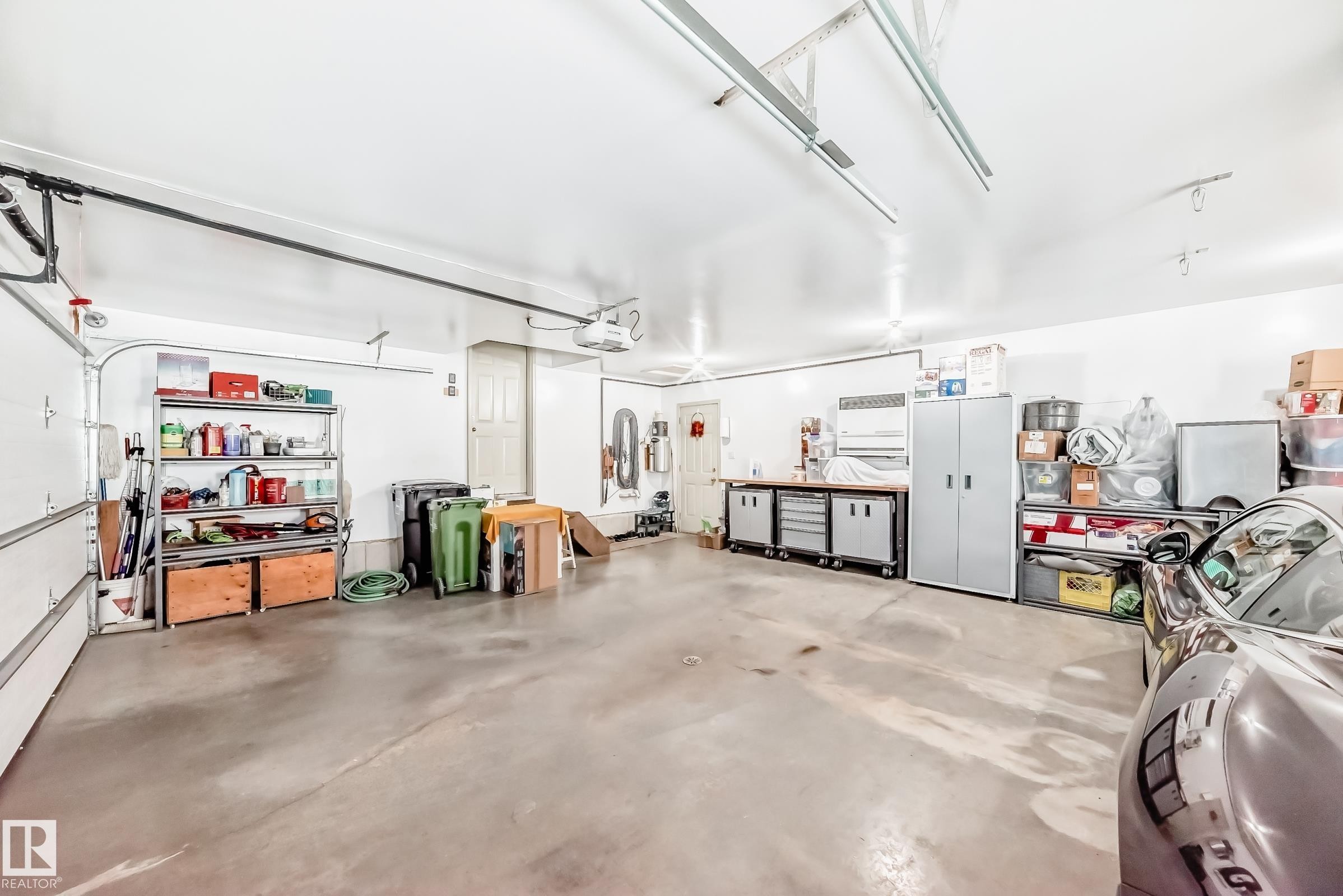 17416 53 Avenue Nw, Edmonton, AB - Indoor Photo Showing Garage