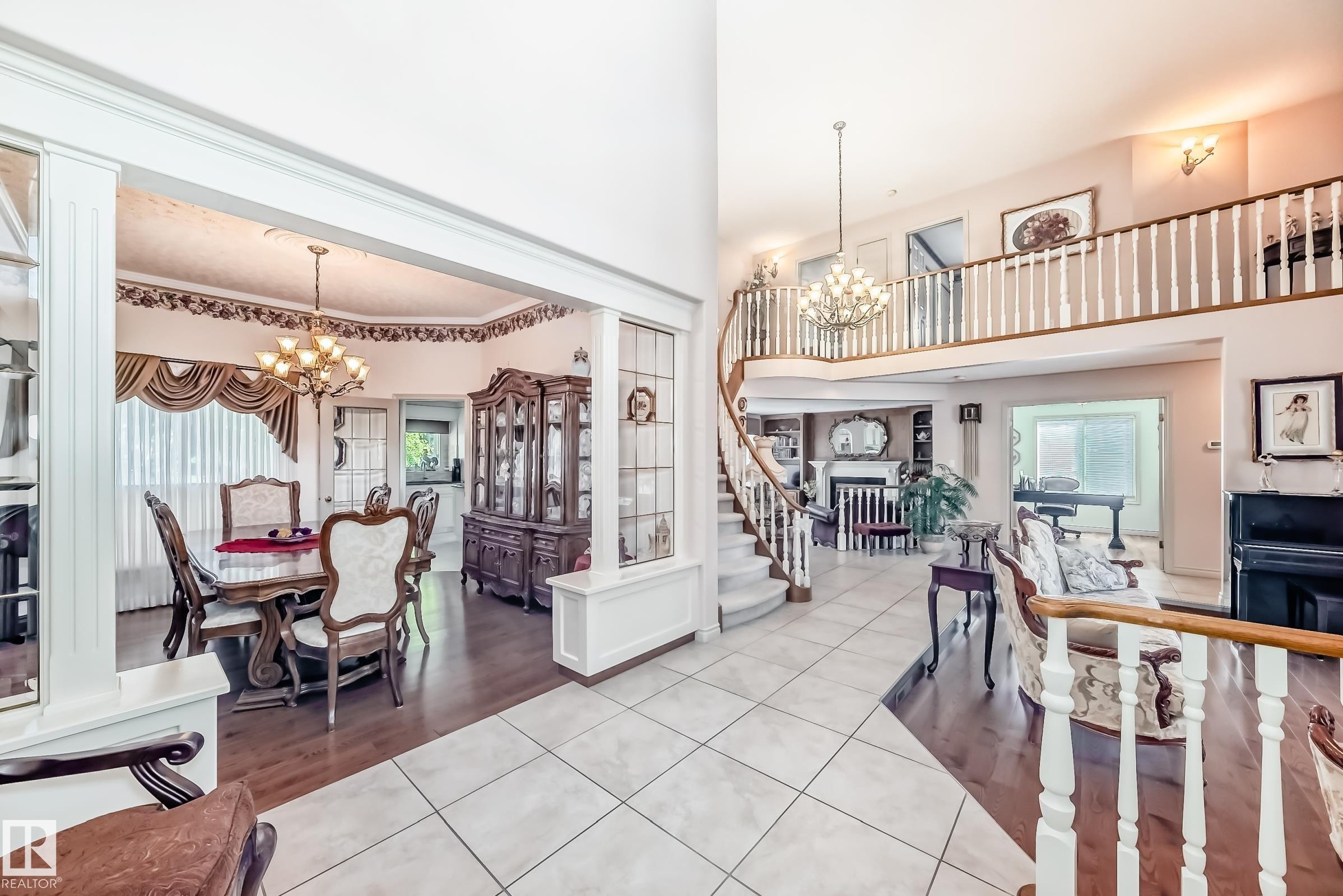 17416 53 Avenue Nw, Edmonton, AB - Indoor