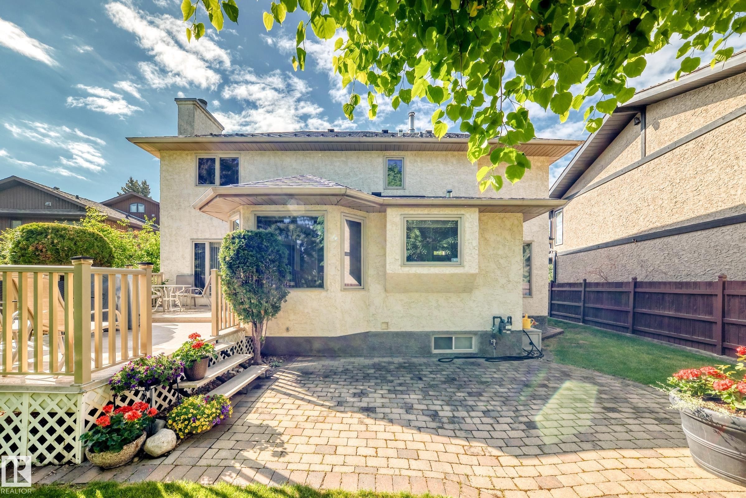 17416 53 Avenue Nw, Edmonton, AB - Outdoor