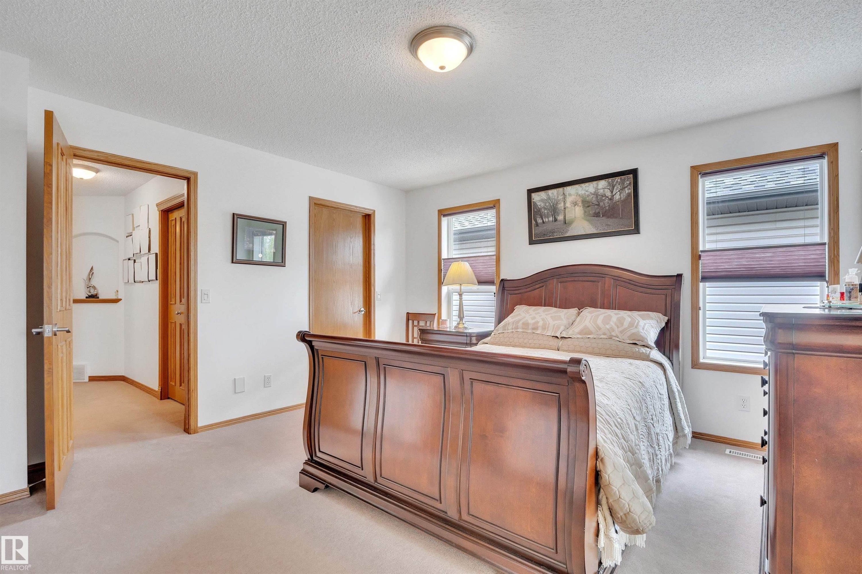 Bedroom - 16512 87 Street Nw, Edmonton, AB - Indoor Photo Showing Bedroom