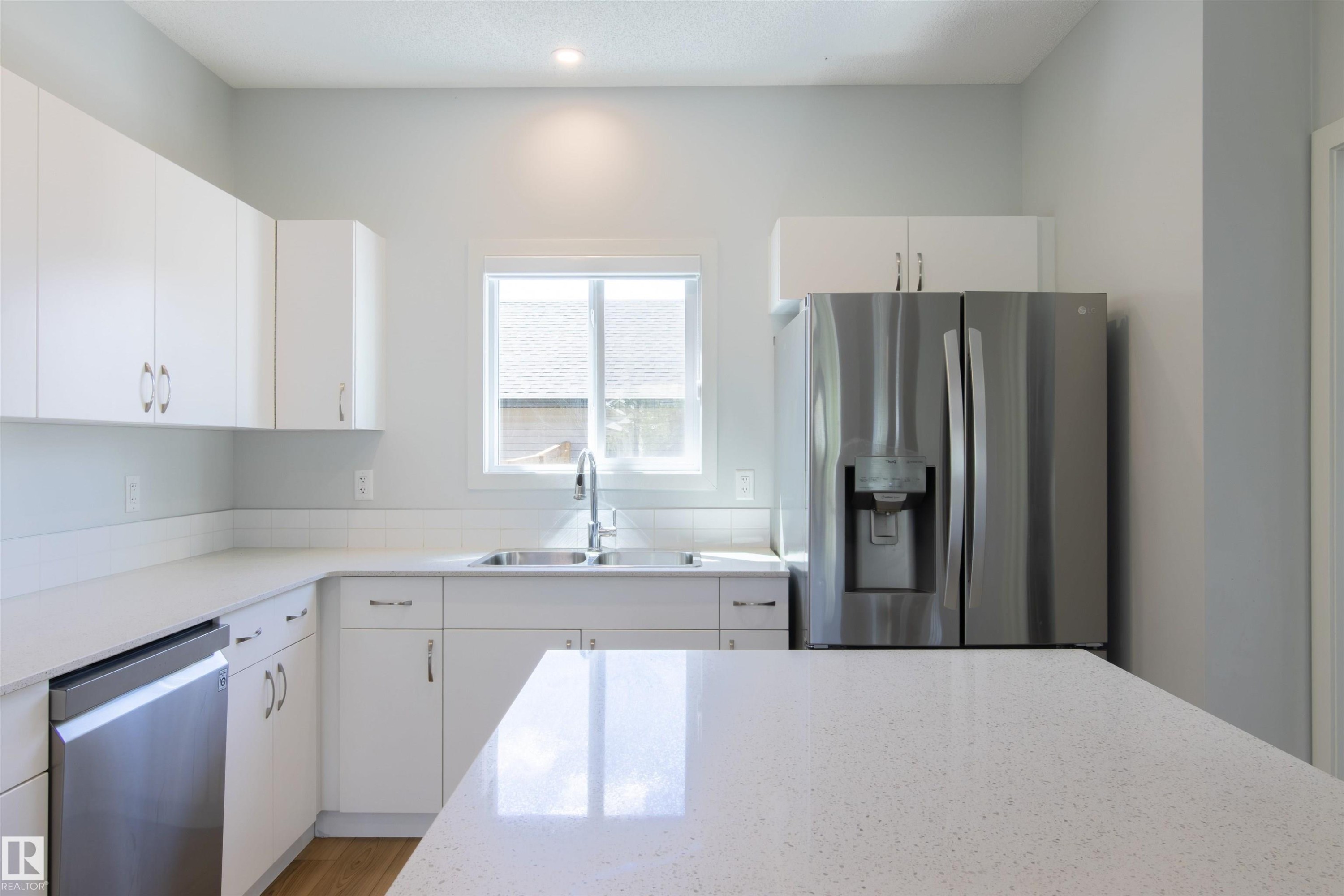 210 Desrochers Boulevard, Edmonton, AB