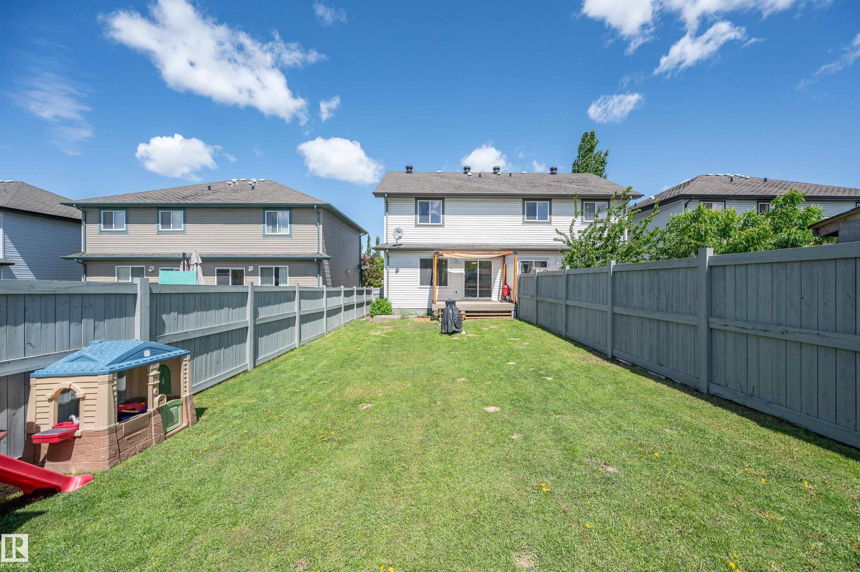 5819 8 Avenue, Edmonton, AB