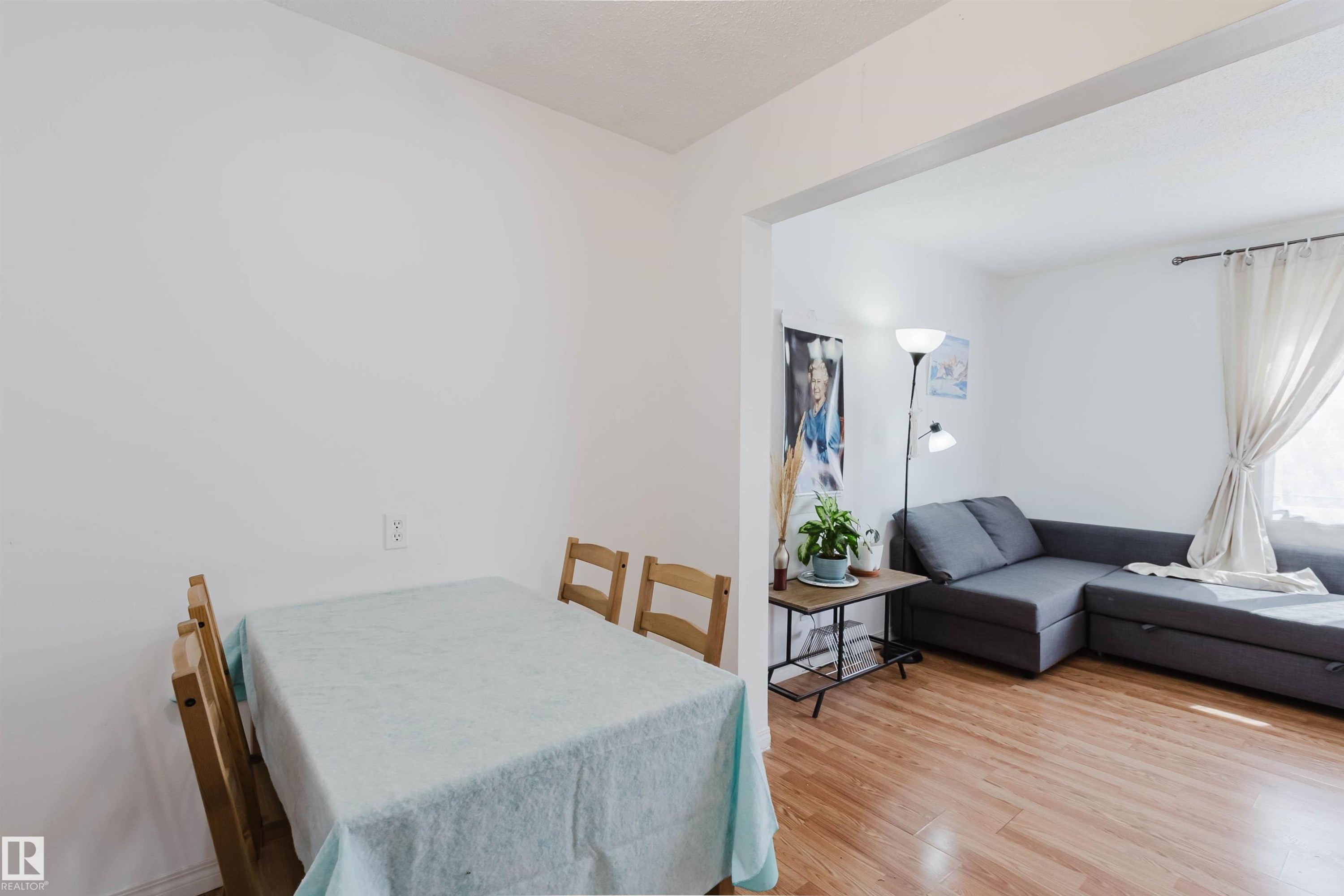 Dining area - 4 14310 80 Street, Edmonton, AB