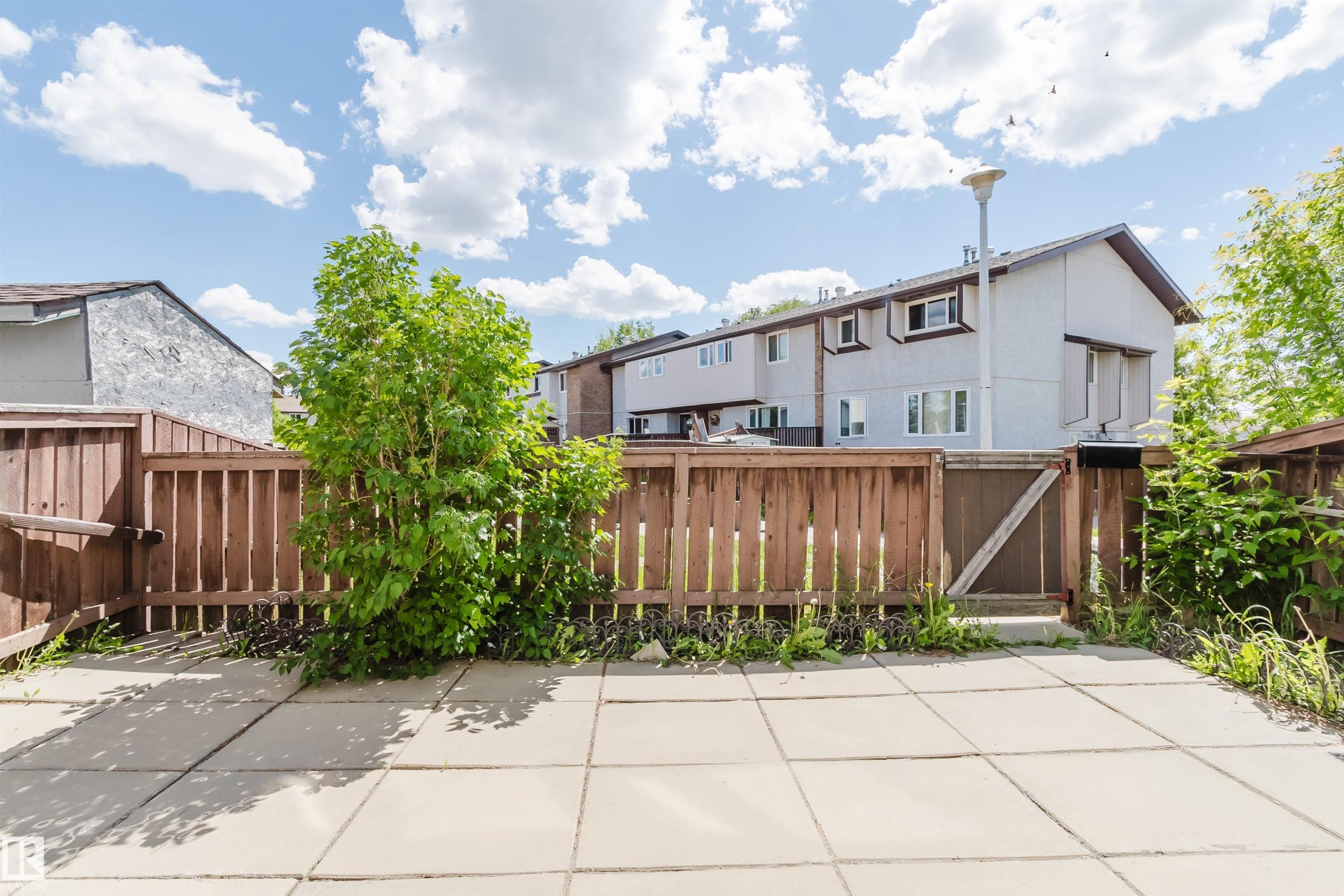 Patio terrace - 4 14310 80 Street, Edmonton, AB