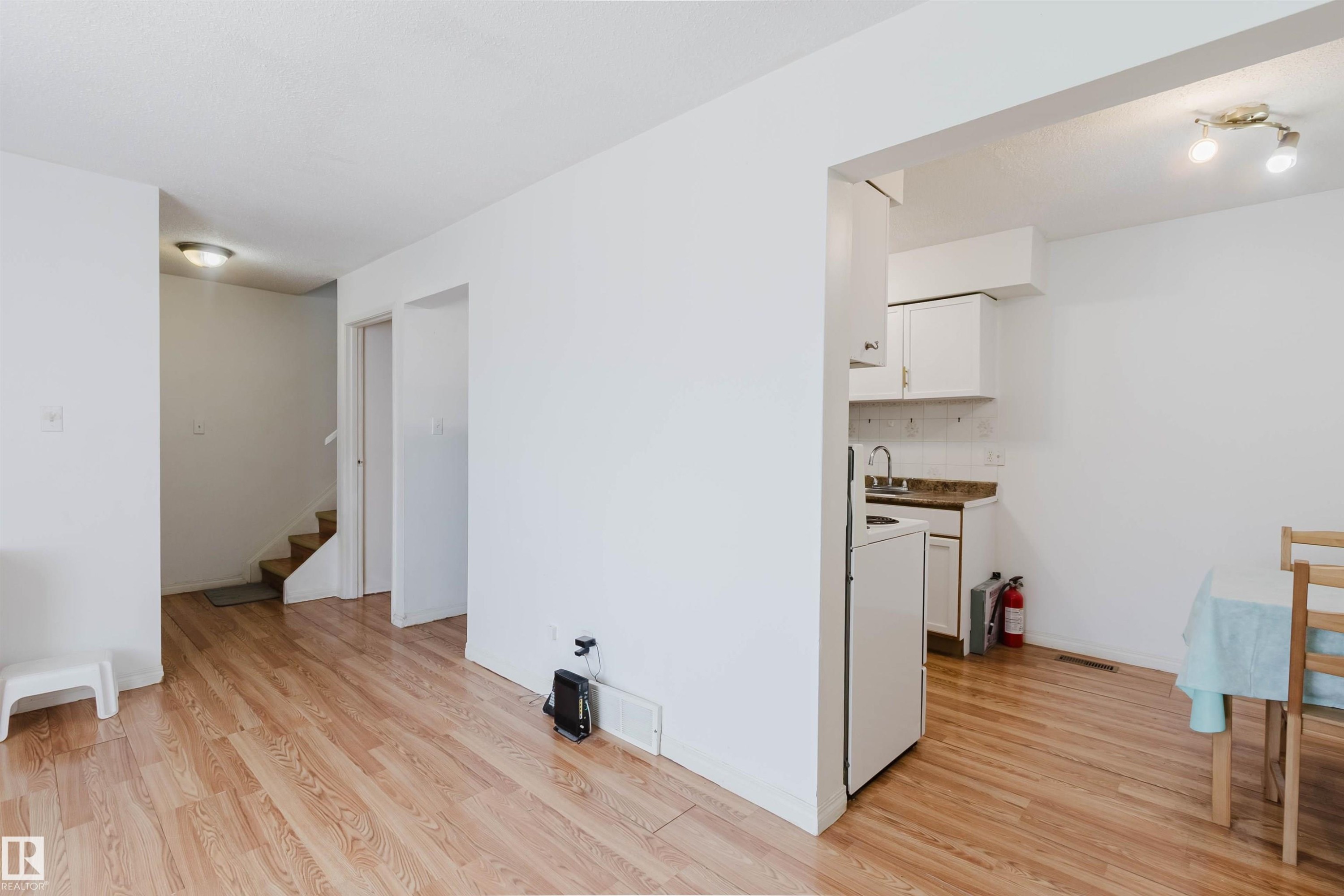 Corridor - 4 14310 80 Street, Edmonton, AB