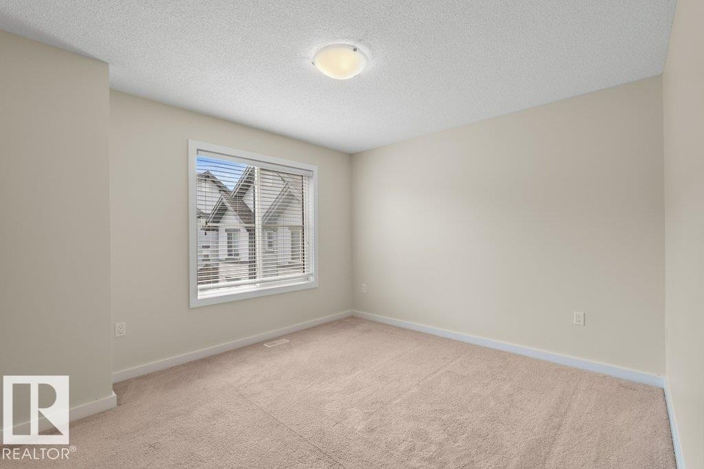 Empty room - 125 655 Watt Boulevard, Edmonton, AB