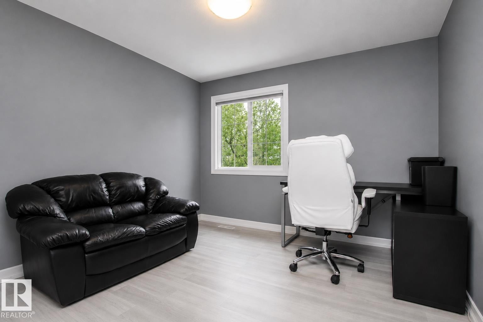 3334 Hilton Crescent, Edmonton, AB