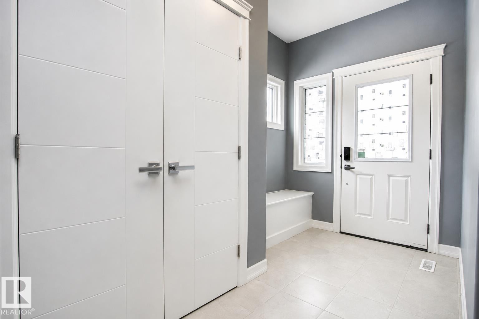 3334 Hilton Crescent, Edmonton, AB