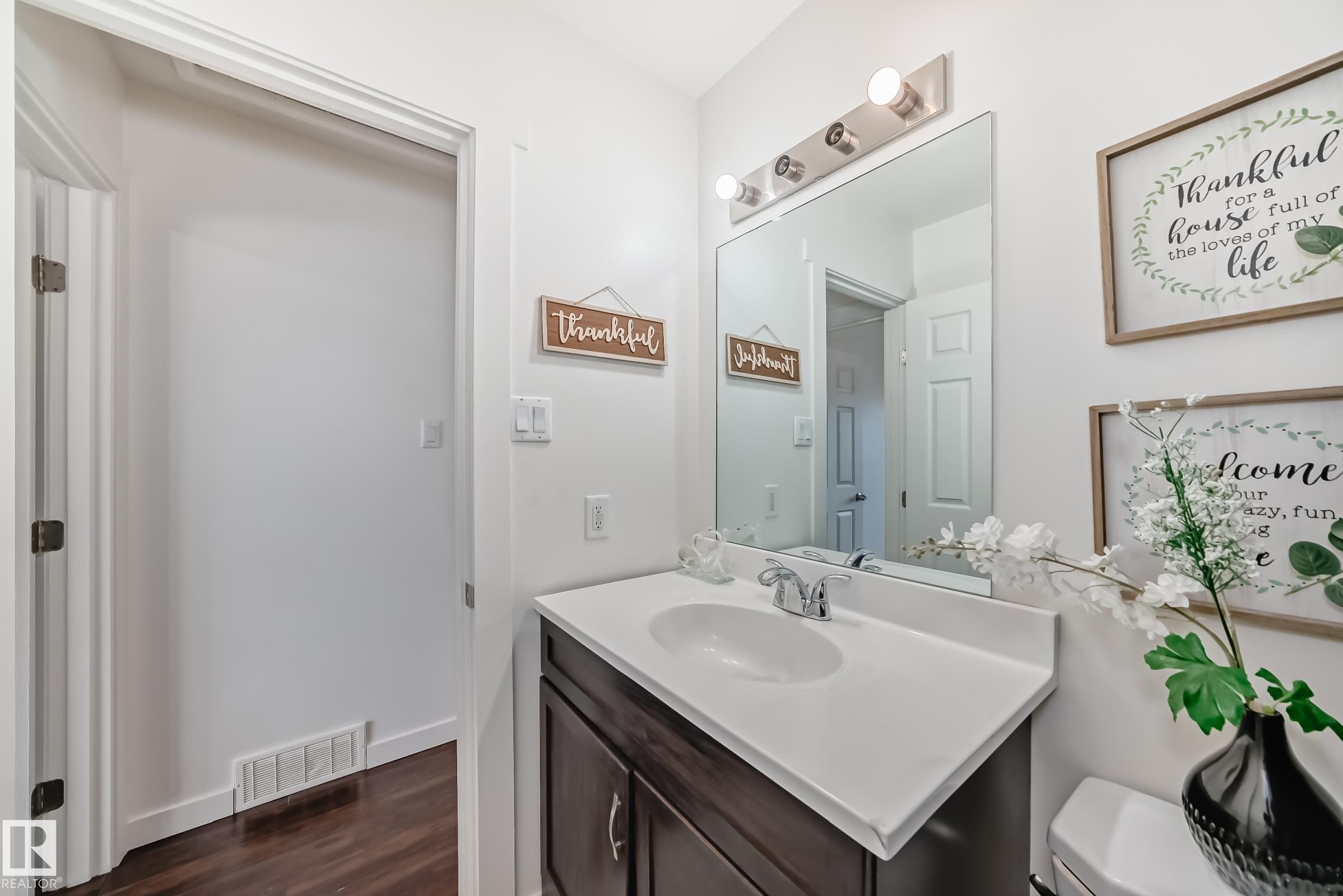 75 Amberly Court, Edmonton, AB
